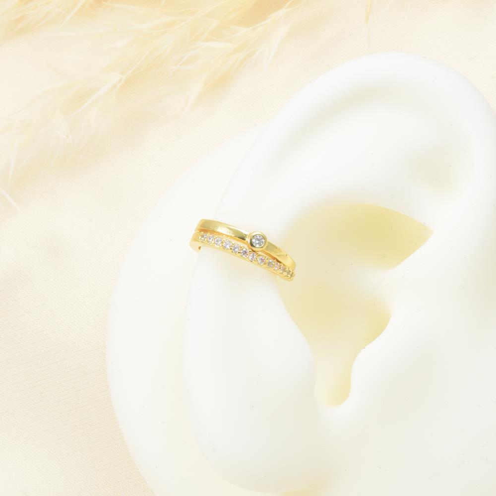 Anillo de oro con diamante