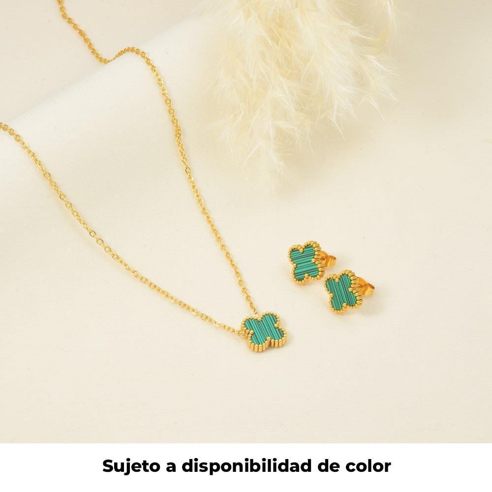 Collar de cadena dorada