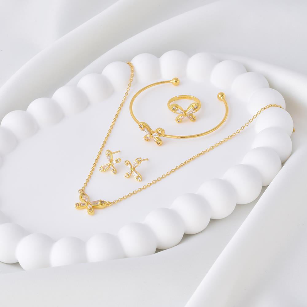 Set de joyería dorada