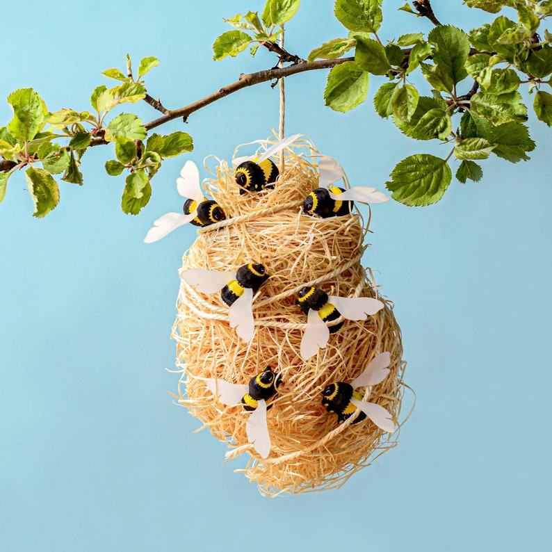 Adorable Wooden Bumblebee Toy | Waldorf & Montessori Inspired Eco-Friendly Animal Toy | Handcrafted Organic Wood