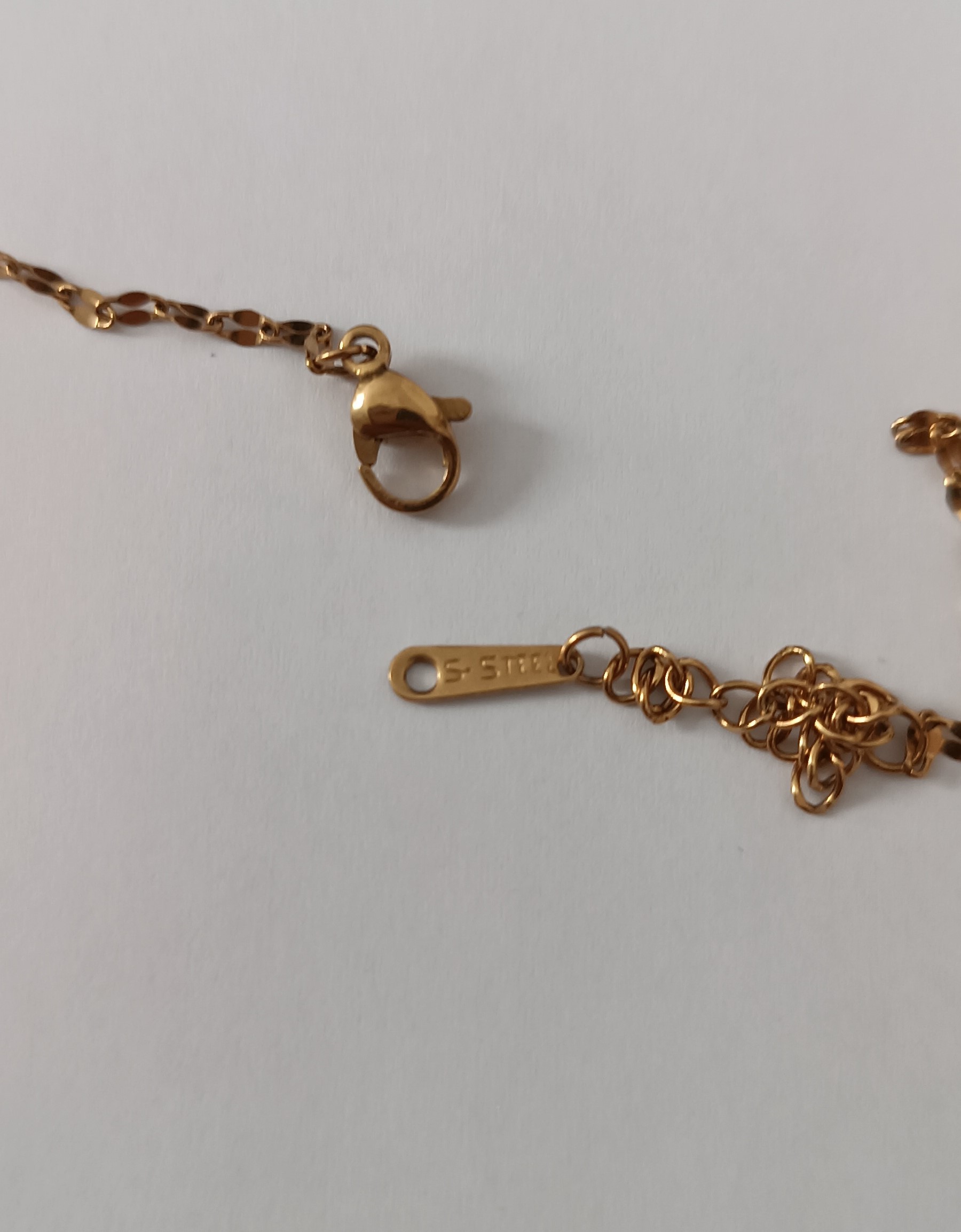 Collier doré avec pendentif perle, lune et étoile en acier inoxydable