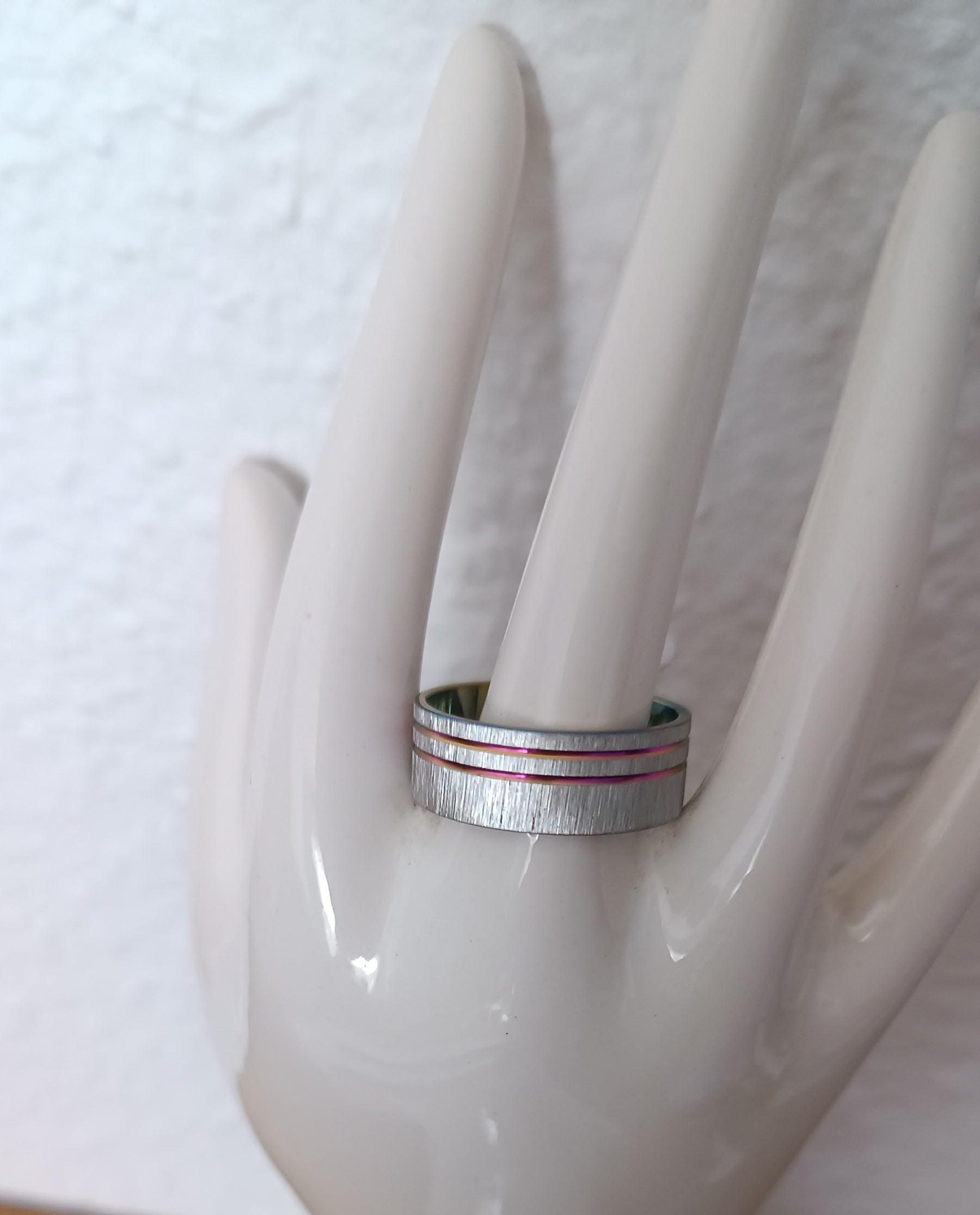 Bague argentée multicolore en acier inoxydable