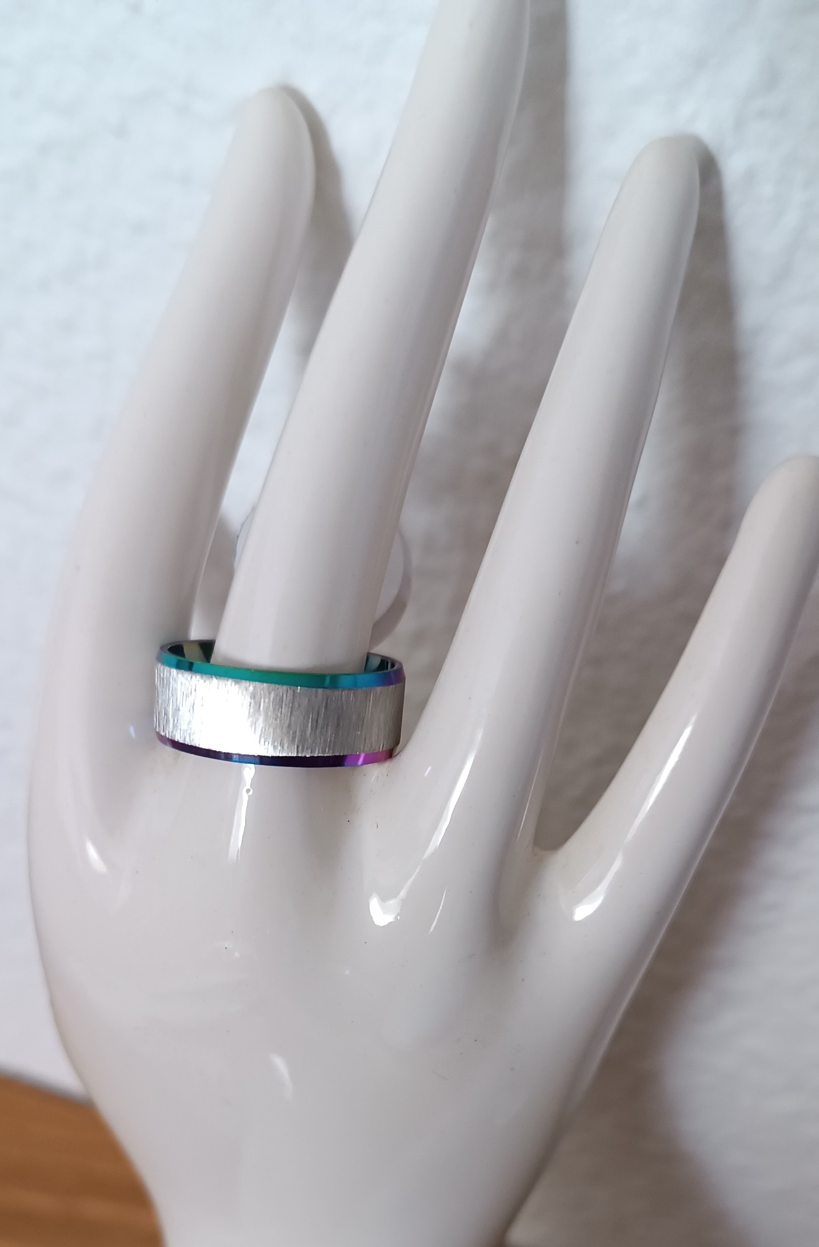 Bague argentée multicolore en acier inoxydable