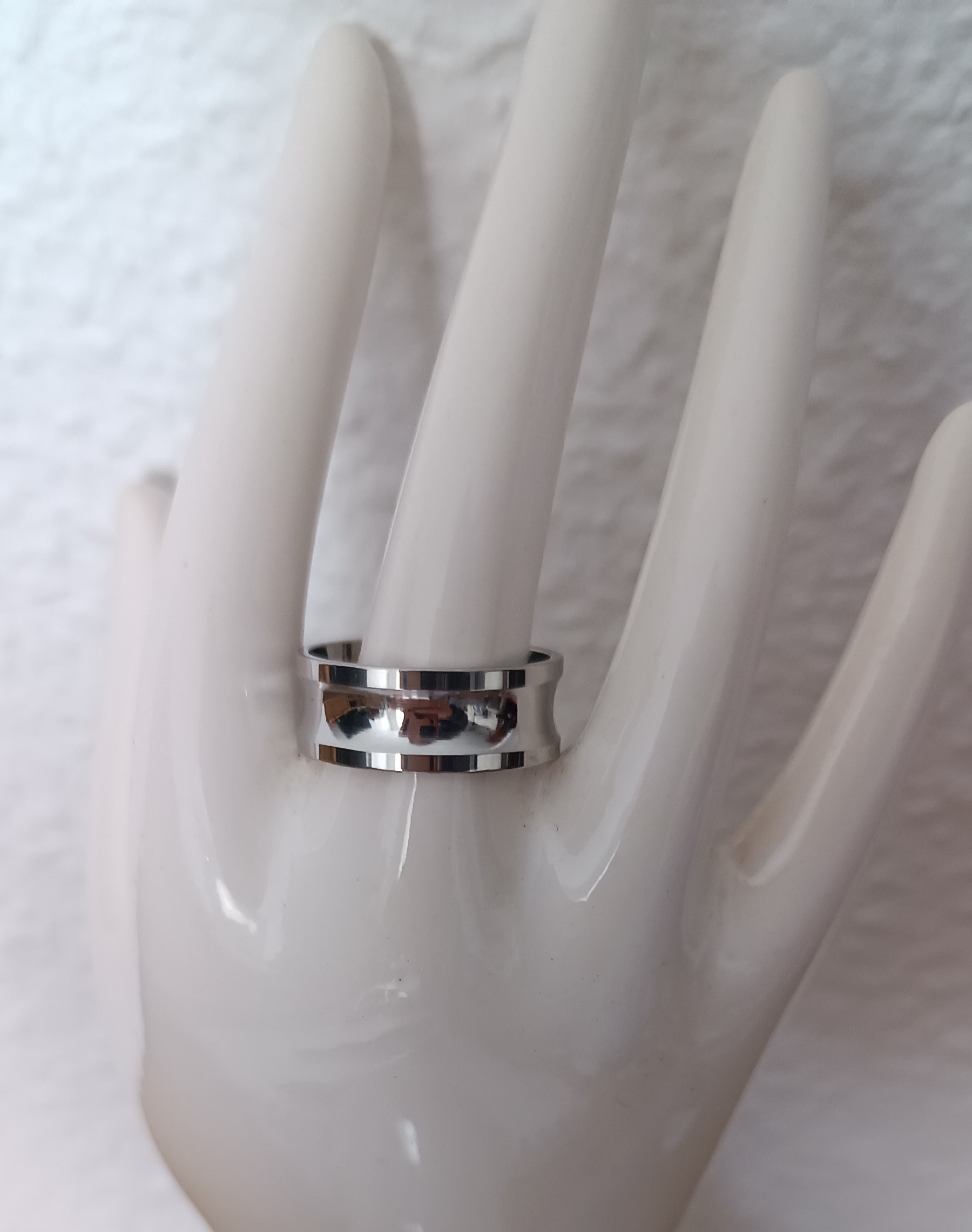 Bague argentée en acier inoxydable