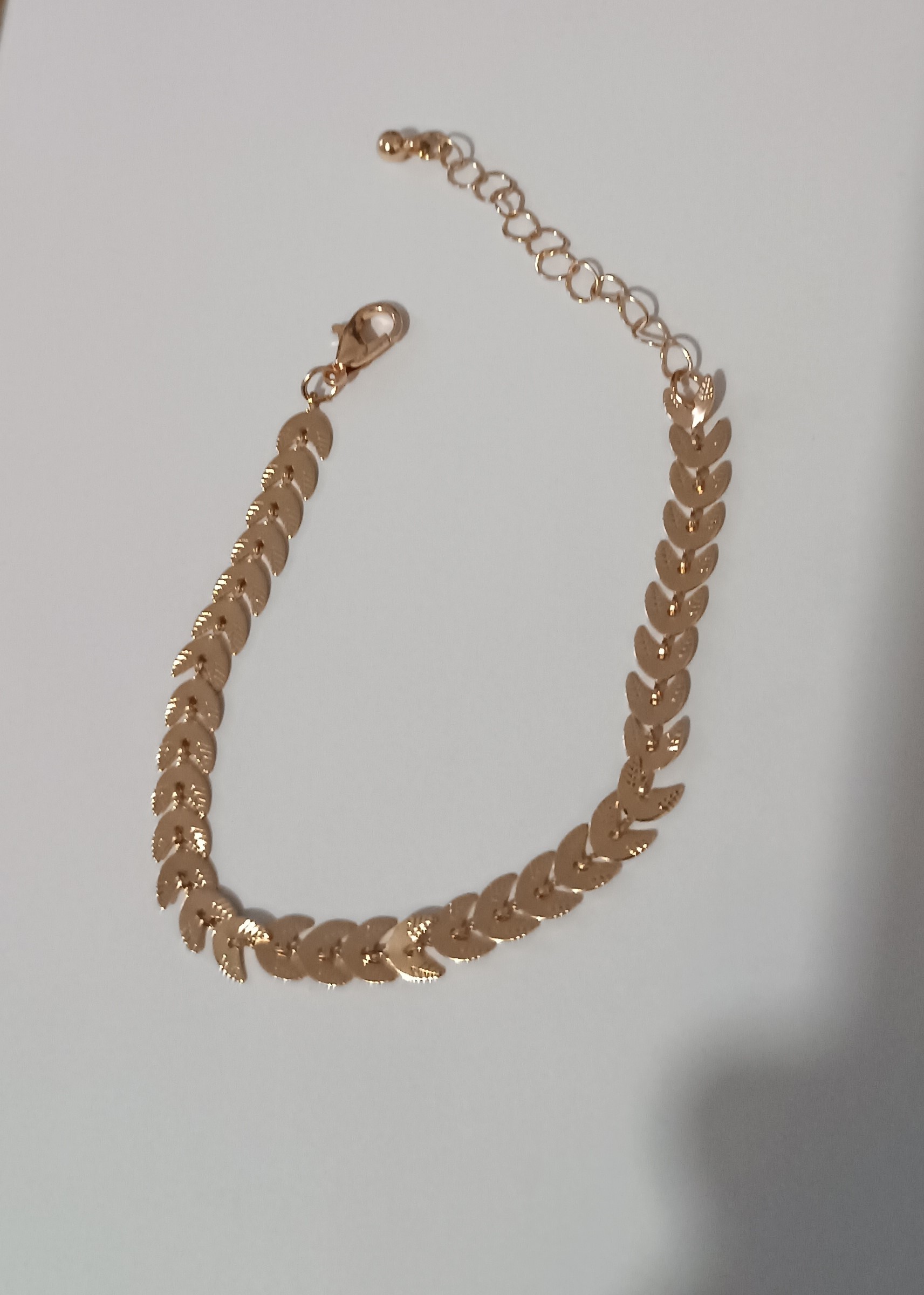 Bracelet feuille doré