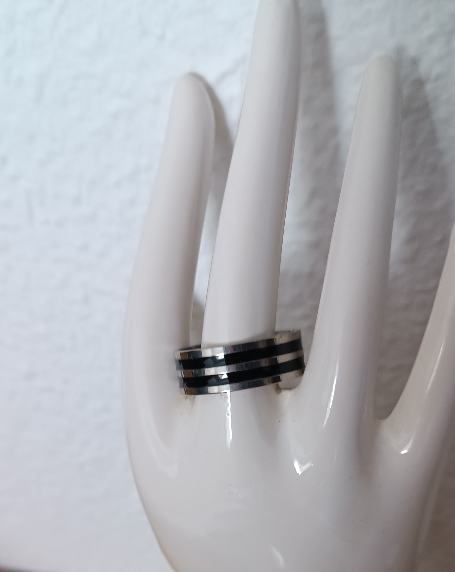 Bague argentée 2 bandes noires en  acier Inoxydable