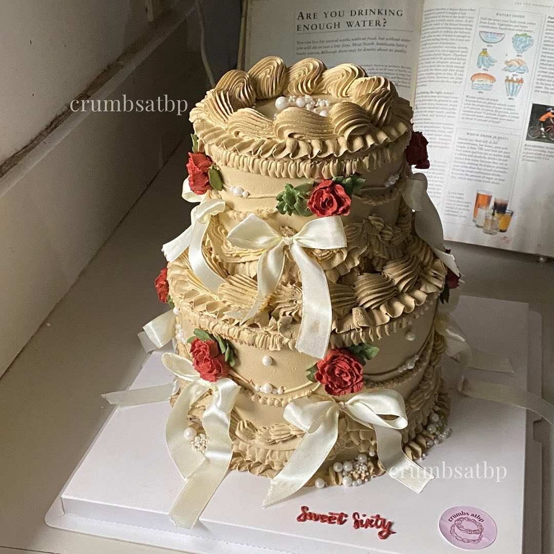 Rose Vintage Tier Cake