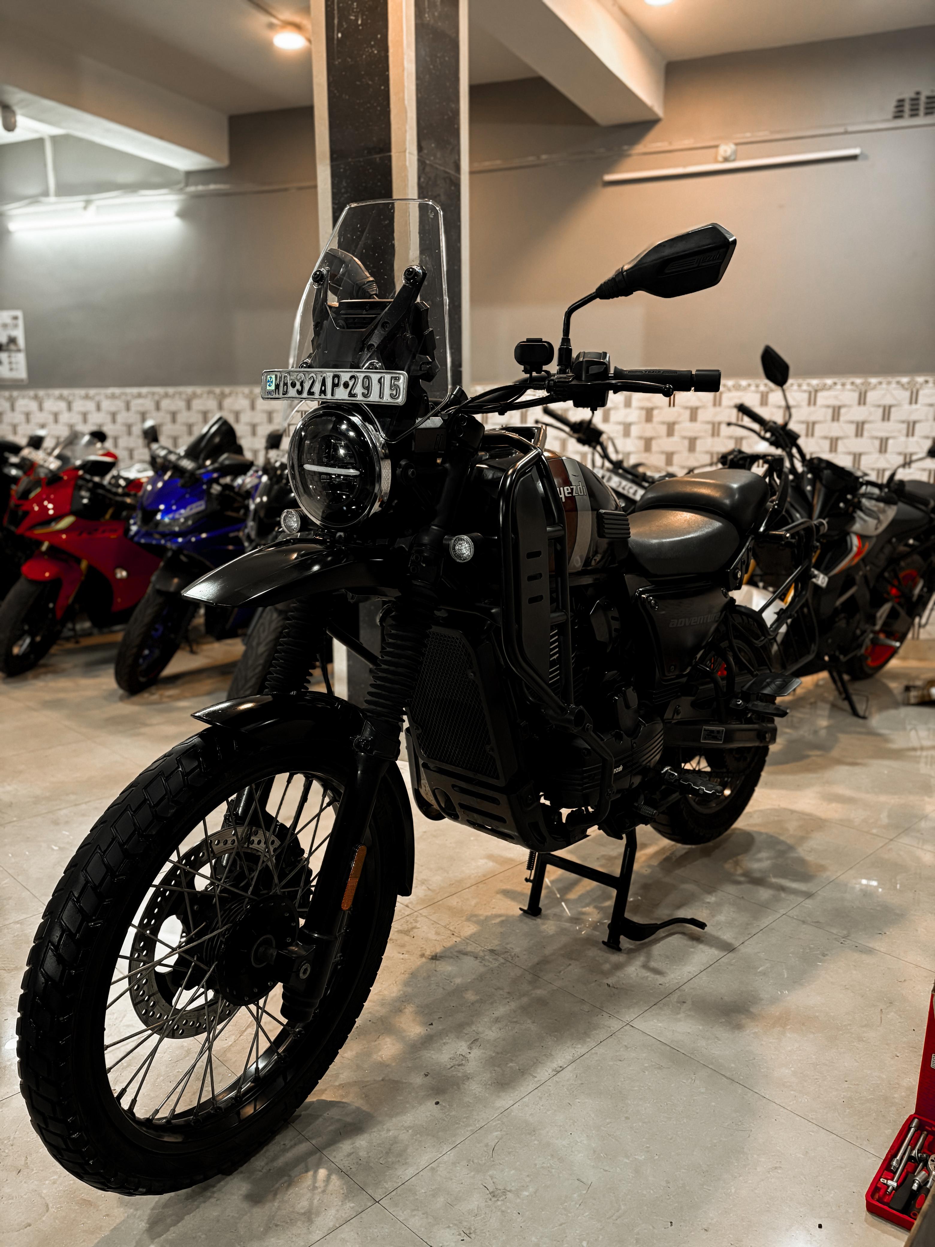 2023 Yezdi Adventure