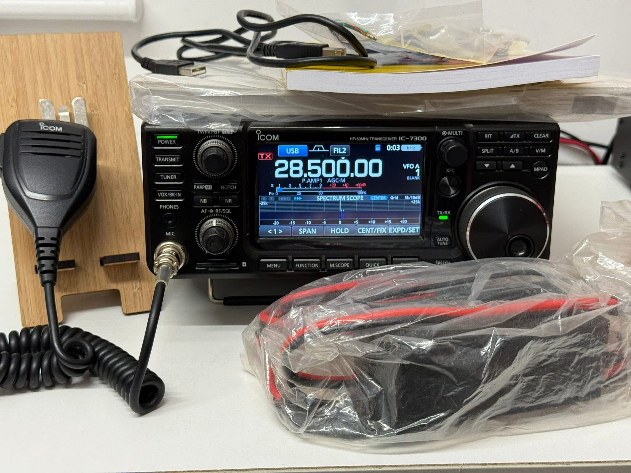 Icom IC-7300 HF/50MHz SDR Transceiver - Touch Screen | 100W Output