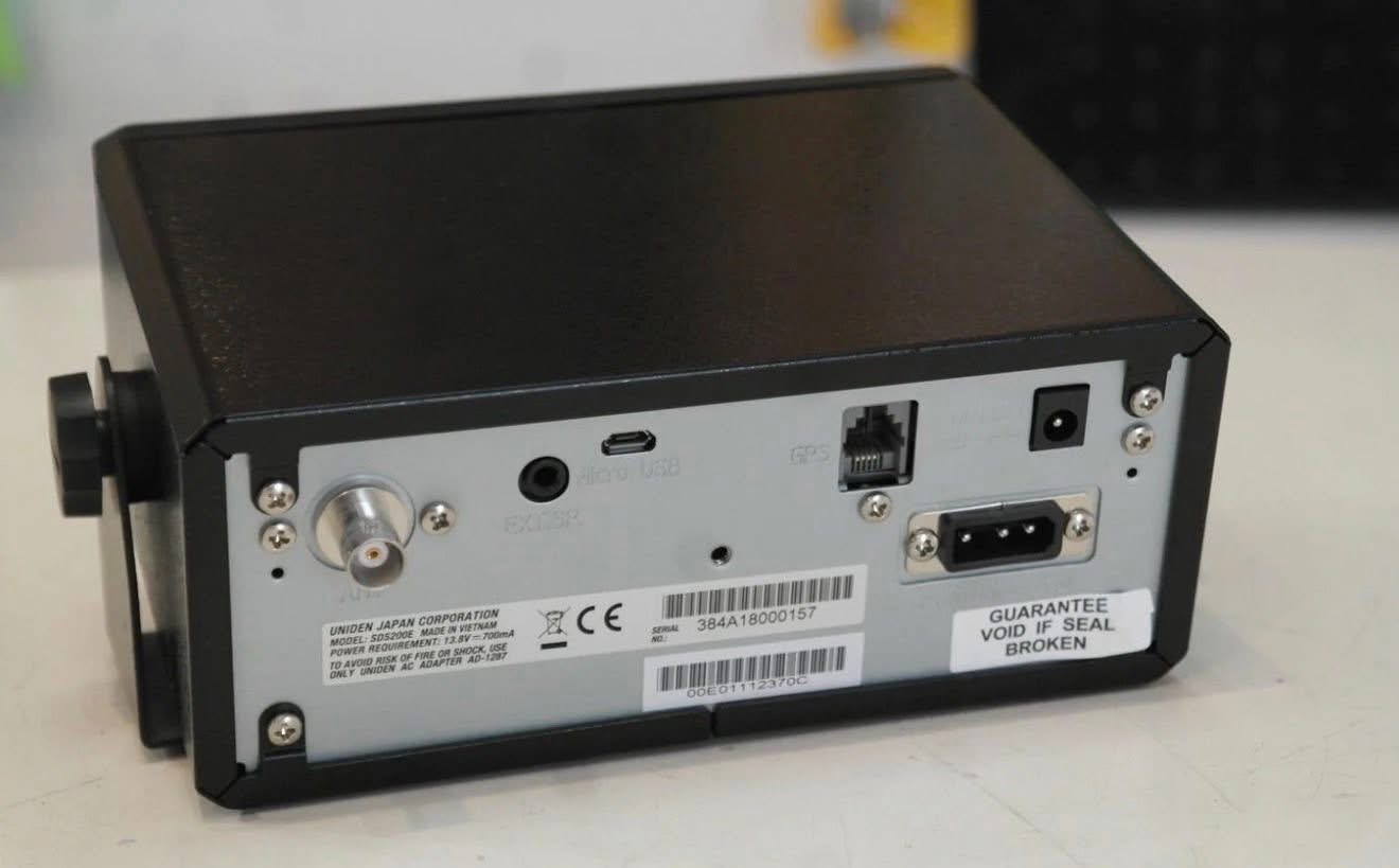 🚨UNIDEN SDS200 DIGITAL BASE SCANNER 🚨