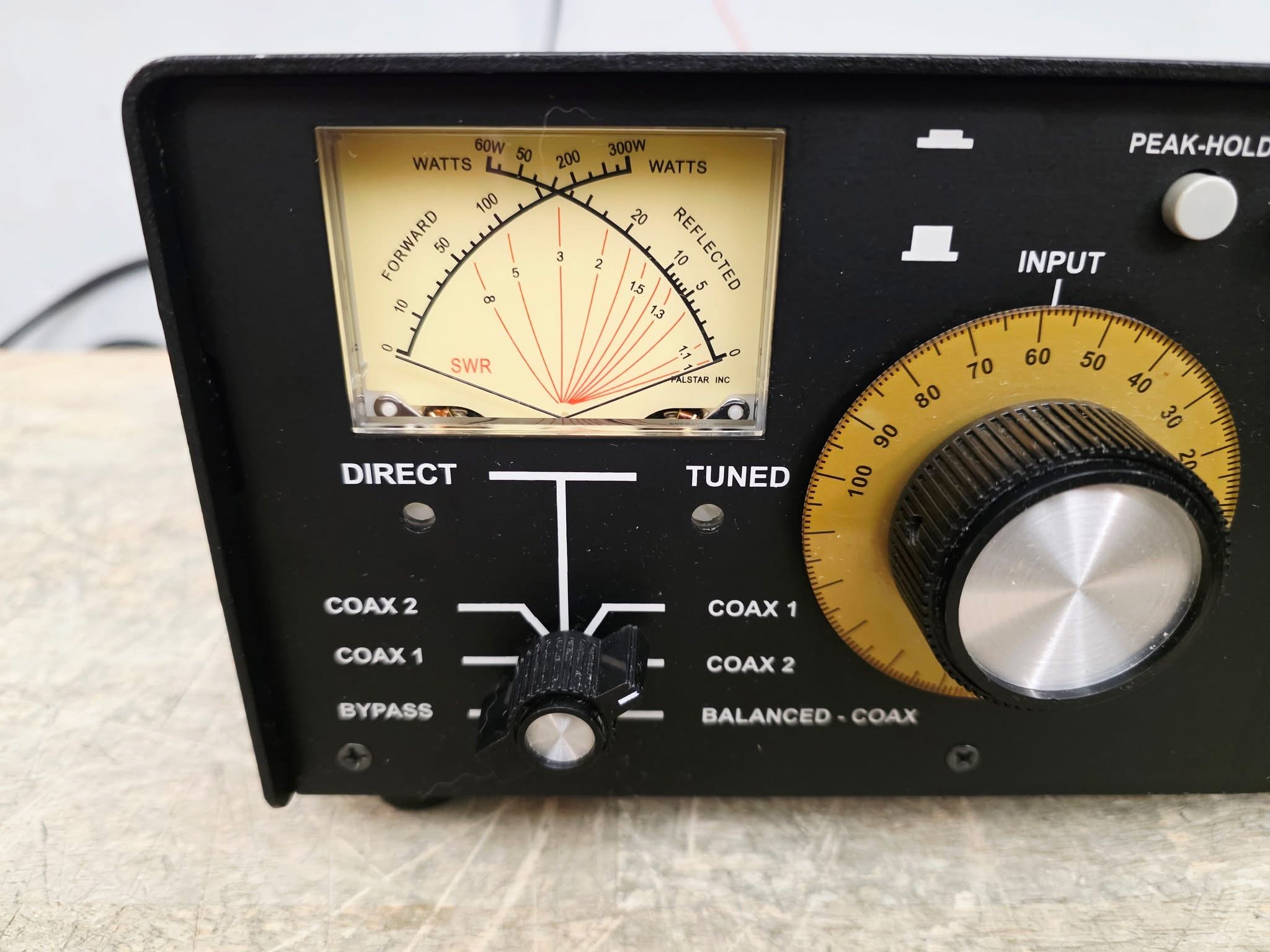 AT-121 Antenna Tuner