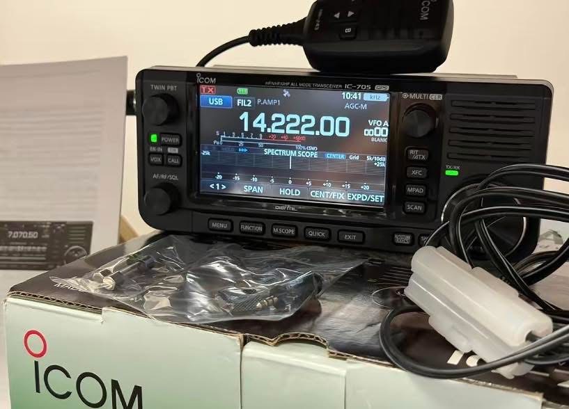 ICOM IC-705