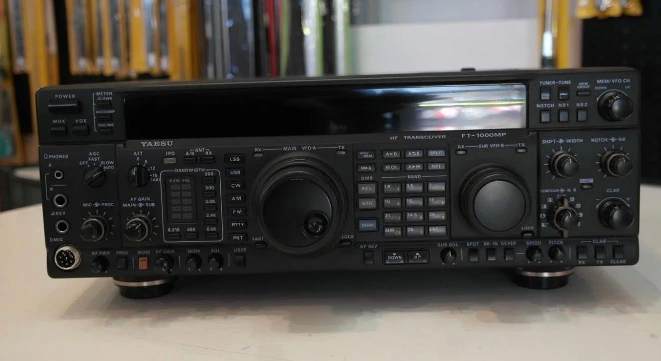 YAESU FT-1000MP HF TRANSCEIVER – 100W ALL-MODE BASE STATION