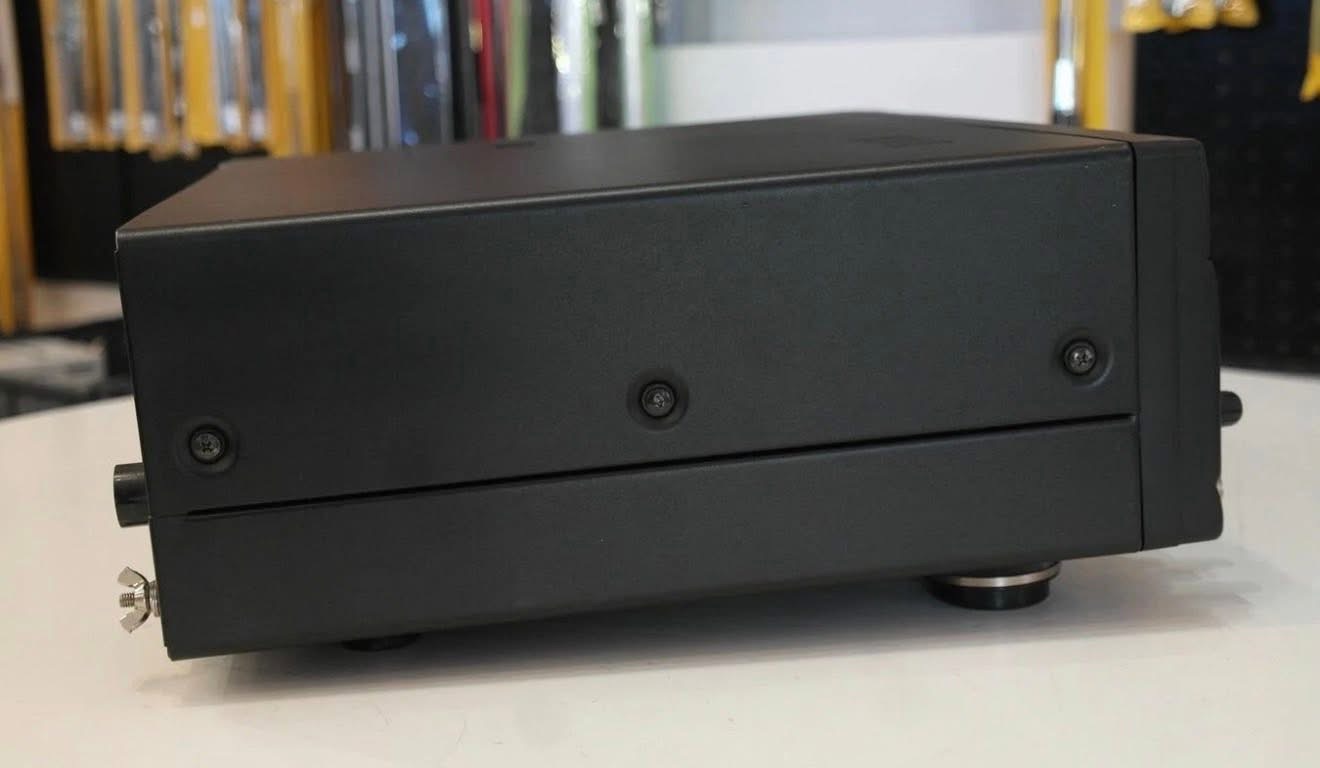 YAESU FT-1000MP HF TRANSCEIVER – 100W ALL-MODE BASE STATION