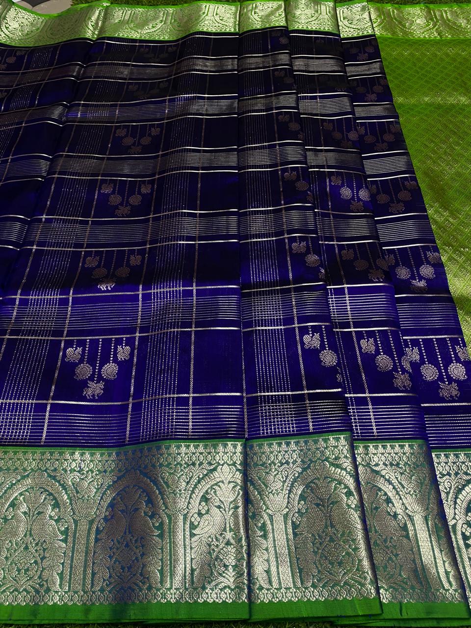 Venkatagiri Pure Handloom Pattu Saree with 6 Inch Designer Border and Full Hand Buta Work
