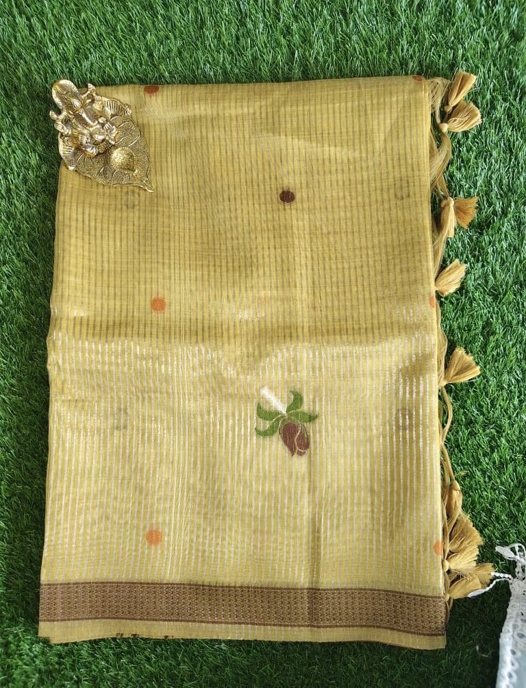 Mustard Jamdhani Tissue Saree with Scattered Motifs and Tassel Pallu