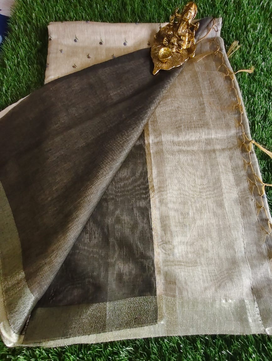 Elegant Beige Chanderi Saree with Contrast Black Blouse