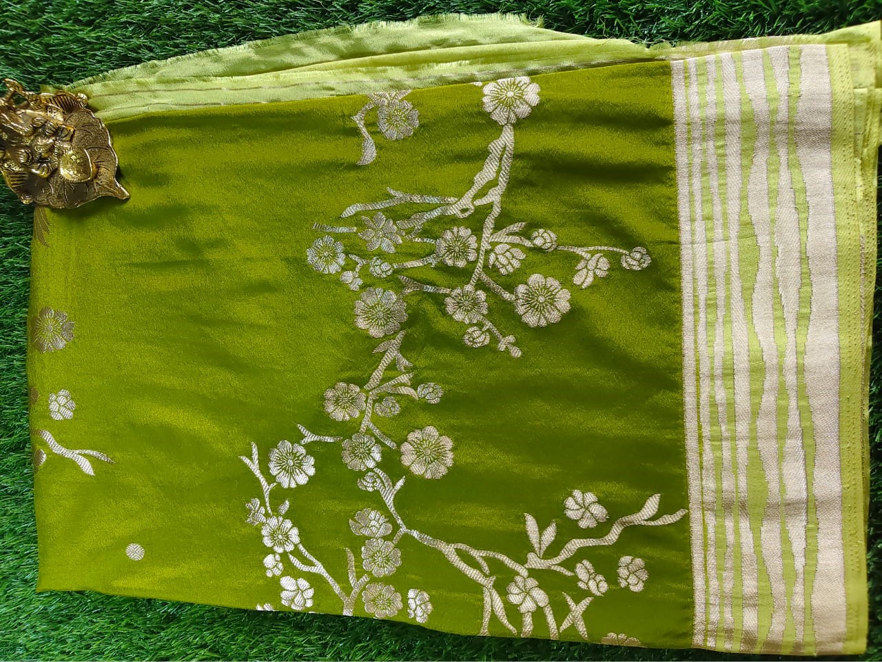 Parrot Green Georgette Saree with Gold Zari Weaving and Gold Border