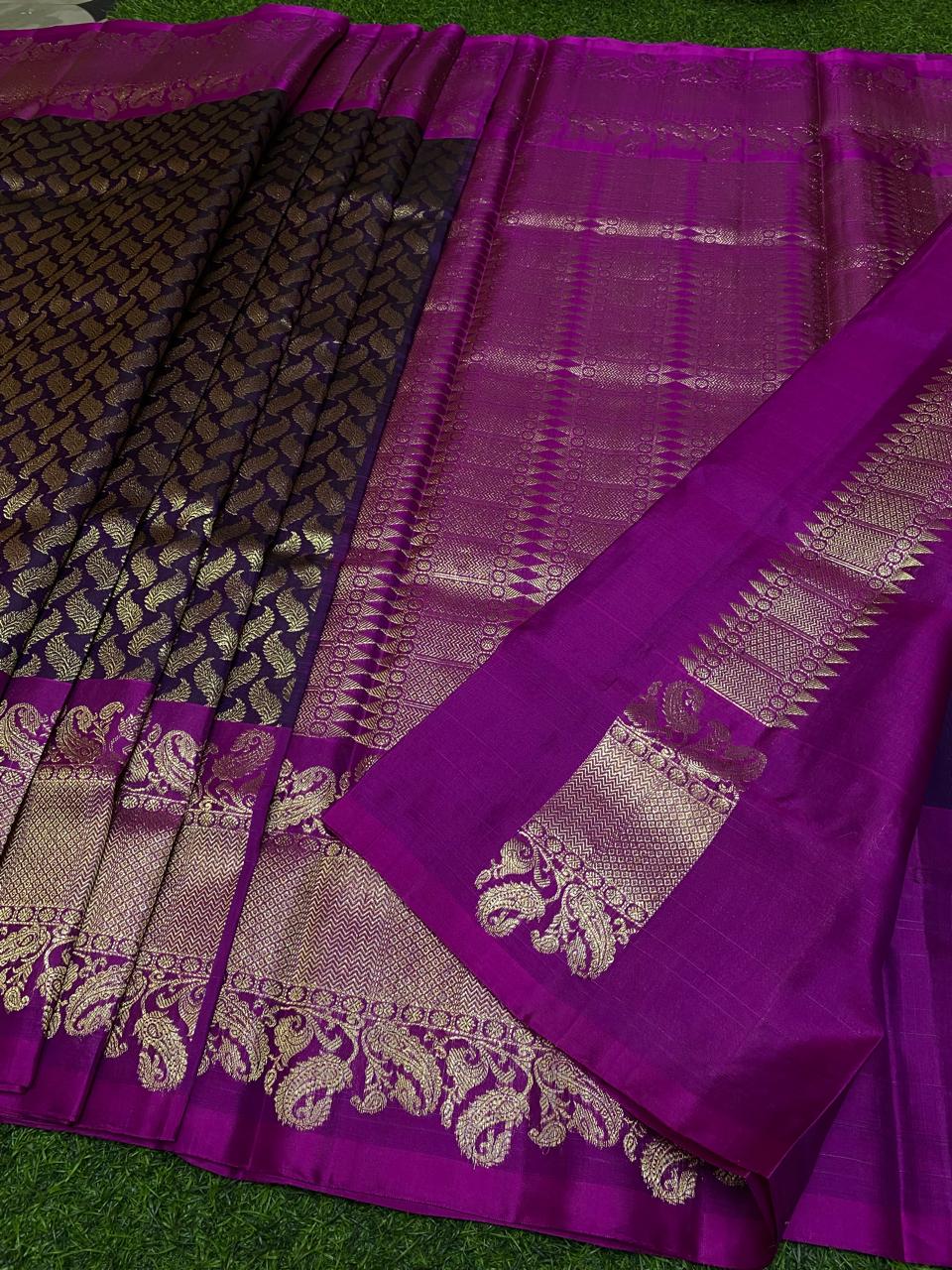Venkatagiri Pure Handloom Pattu Saree with 8 Inch Designer Border and Hand Buta