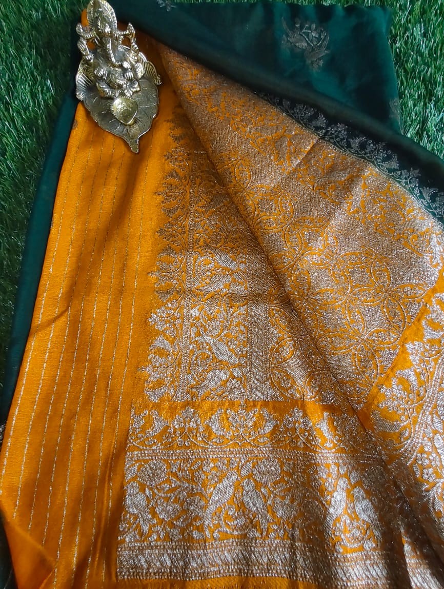 Classic Bottle Green Khaddi Georgette Saree with Yellow Contrast Border and Parrot Motifs