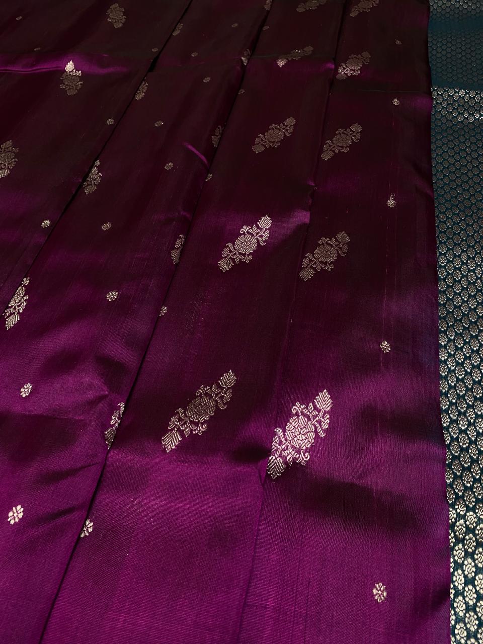 Venkatagiri Pure Handloom Pattu Saree with 10 Inch Designer Border and Hand Buta