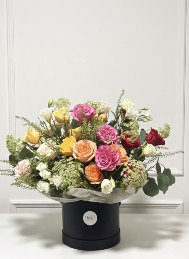 Arreglo de rosas en caja elegante