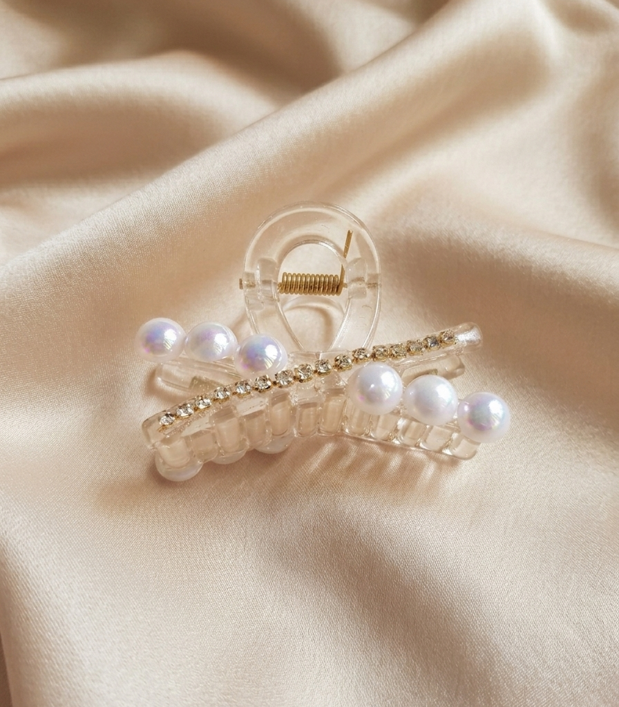 Pearlescent Sparkle: Cross-Bar Crystal & Pearl Claw Clip