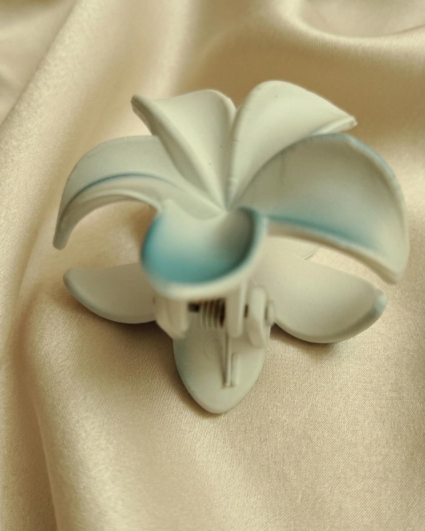 Tropical Bloom: Matte Frangipani (Champa) Hair Claws
