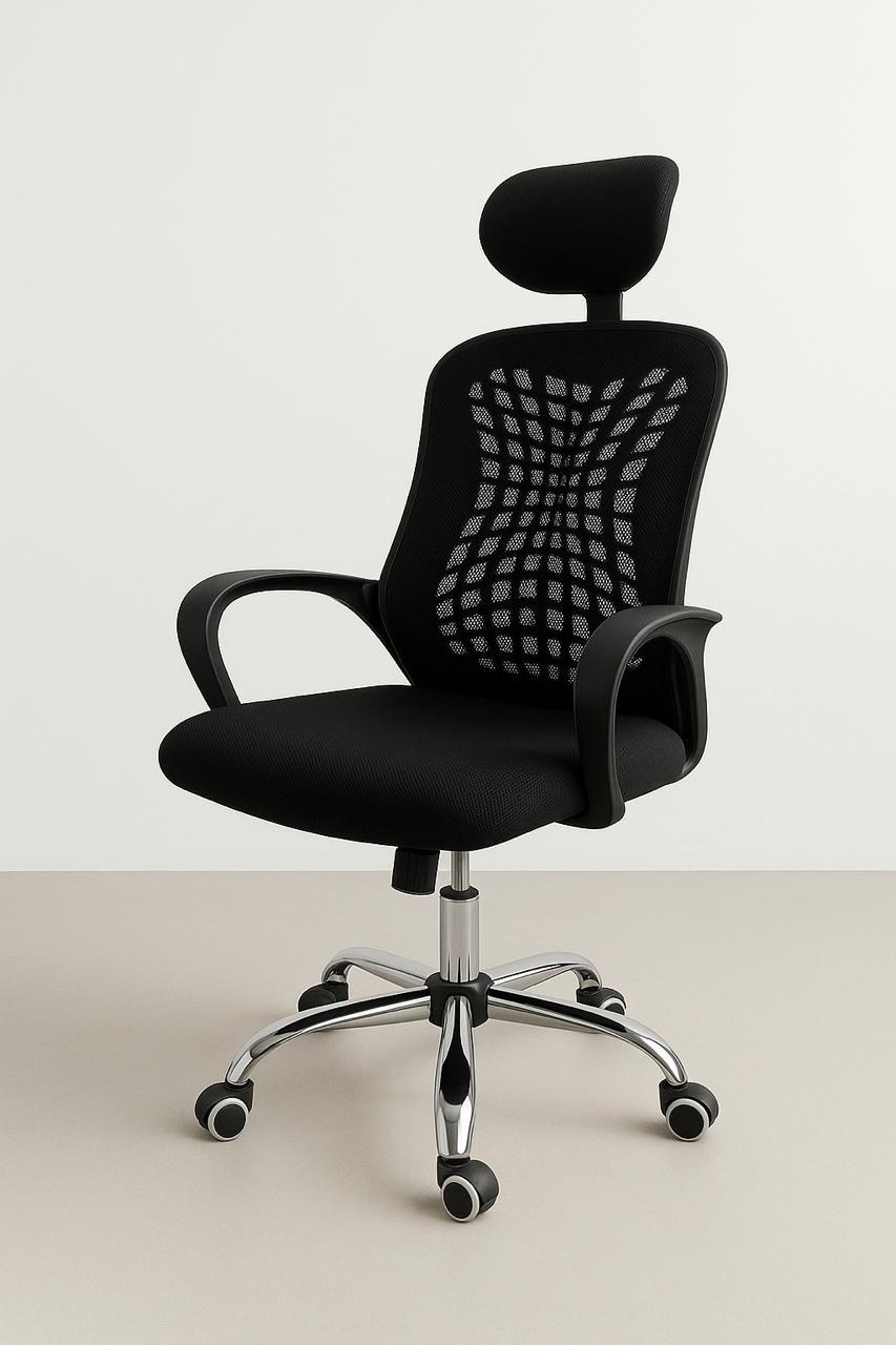 كرسي شبك طبي مزود بيدات متحركه