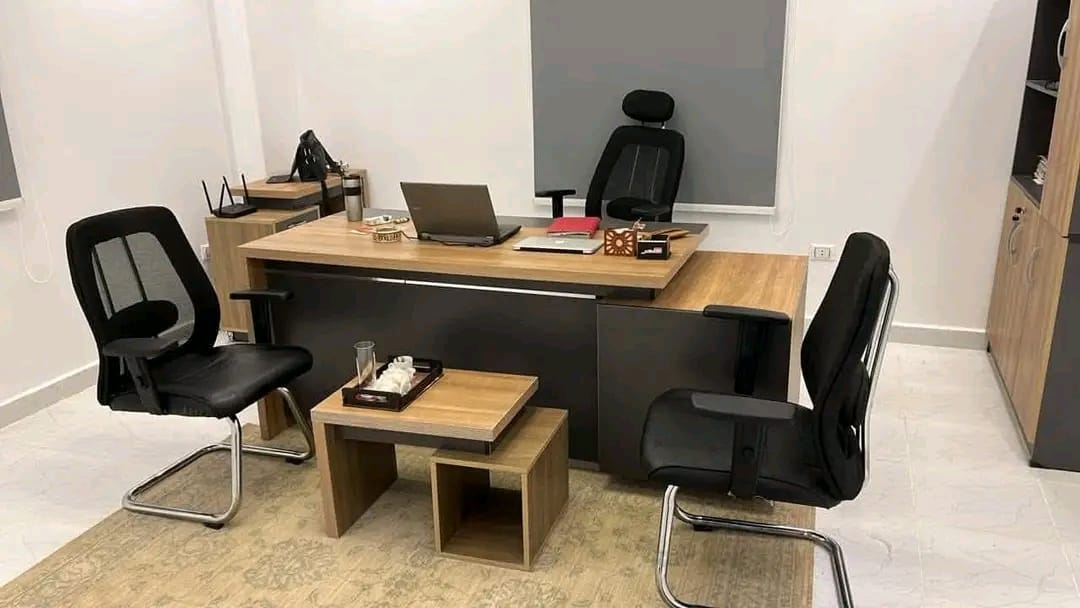 مكتب مقاس 180