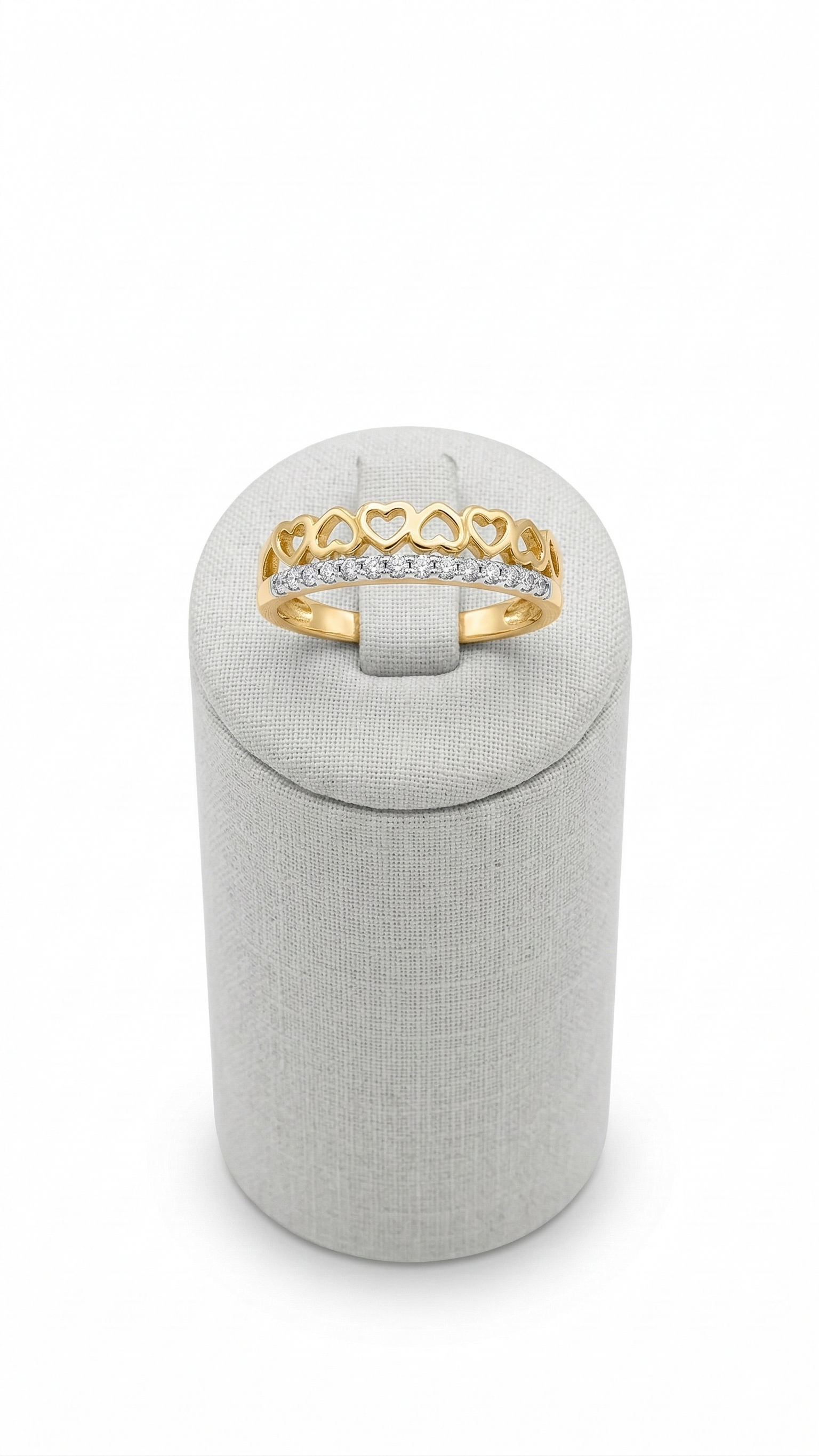 Anel de Corações com Alinça Cravejada de Zirconias  Dourado Banhado a Ouro 18k   Tamanho 21