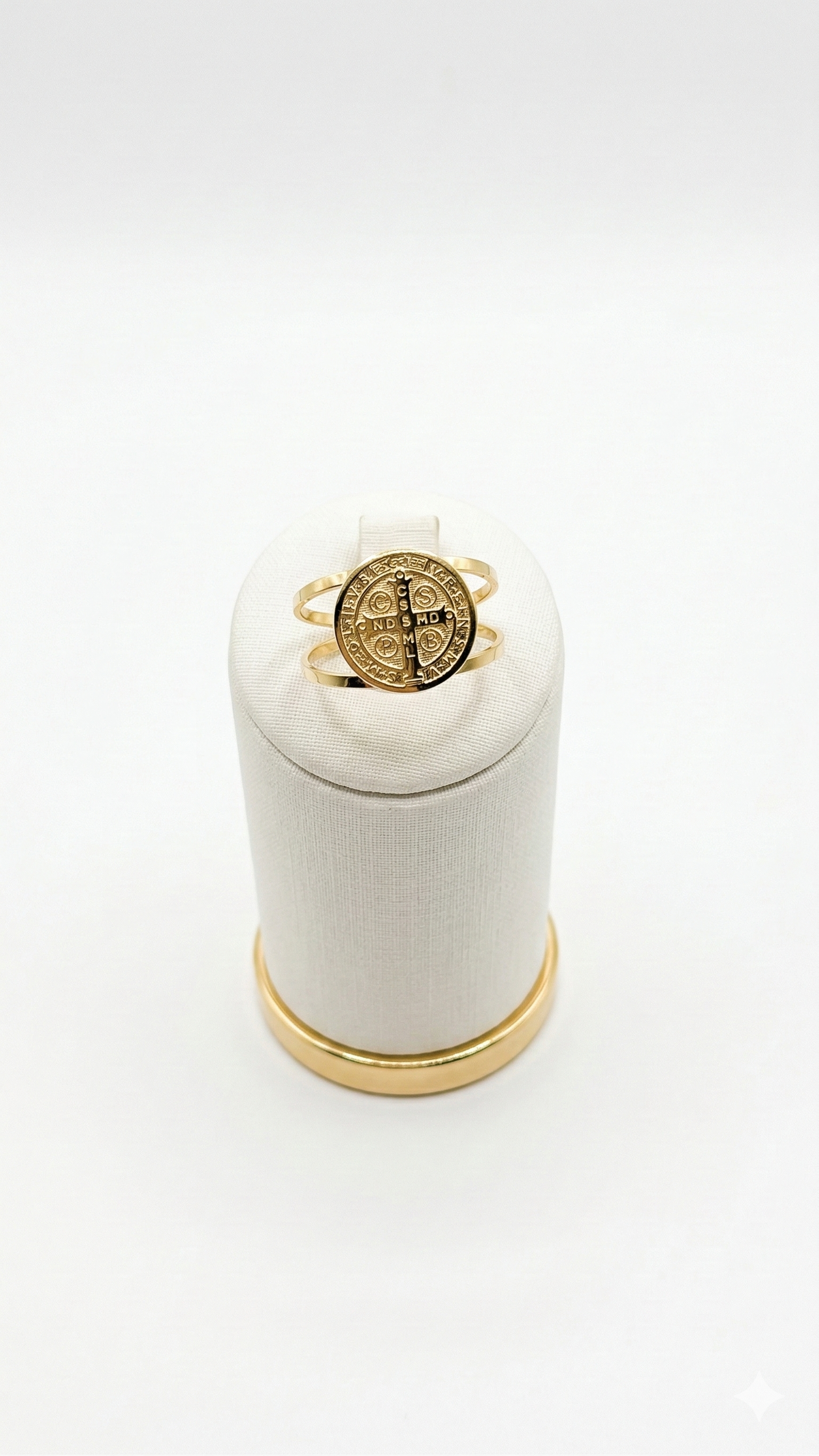 Anel Medalha de São Bento Banhado a Ouro 18k Tamanho 15