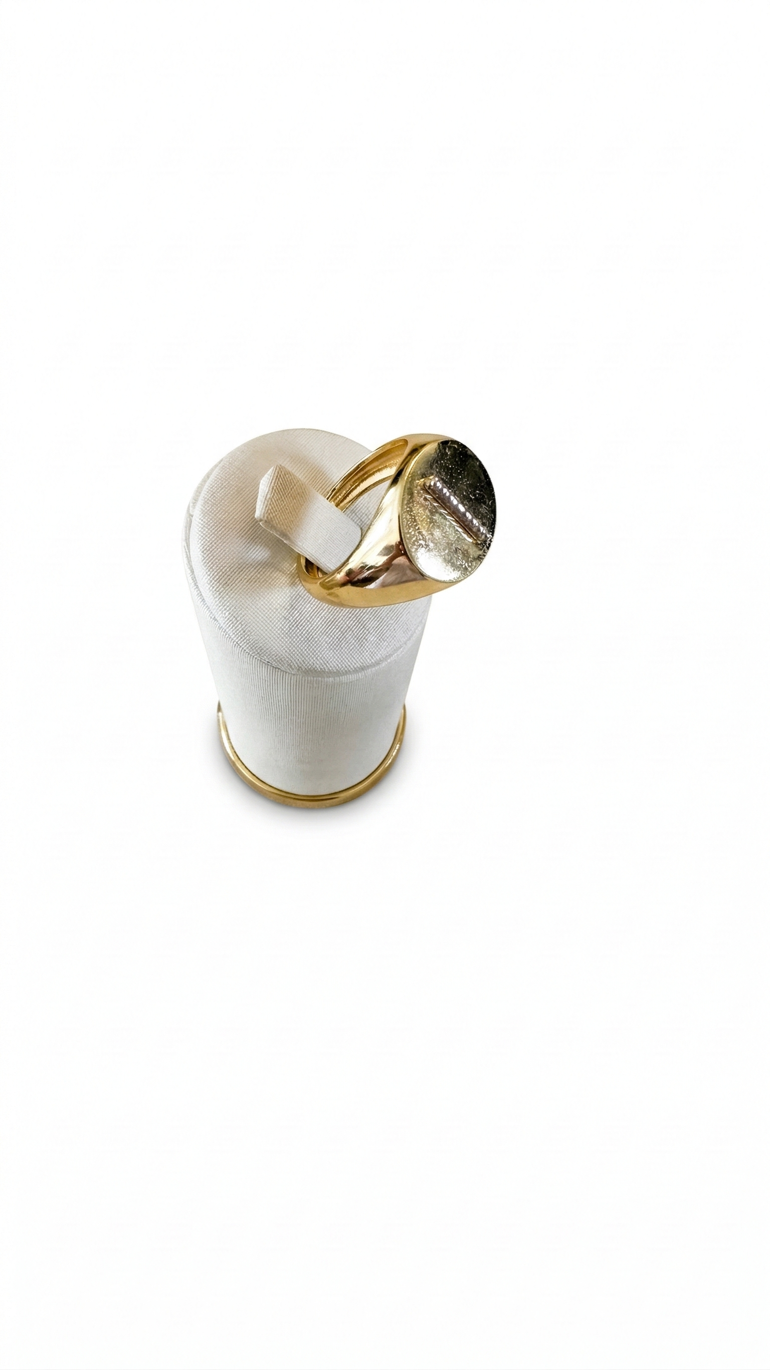 Anel  com a Letra I  Banhado em Ouro 18k Tamanho regular