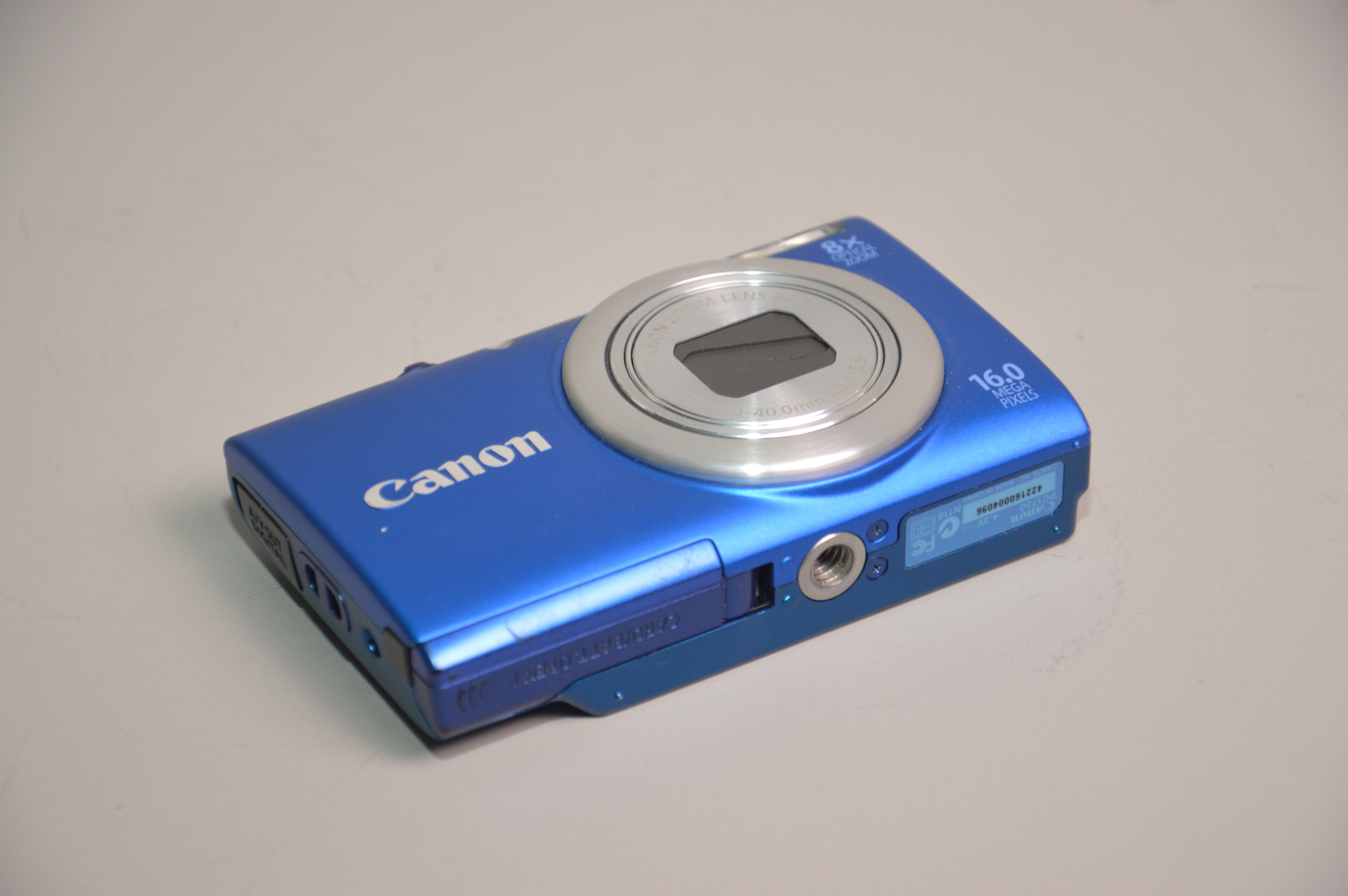 Canon PowerShot A4000 IS 12.1MP Digital Camera