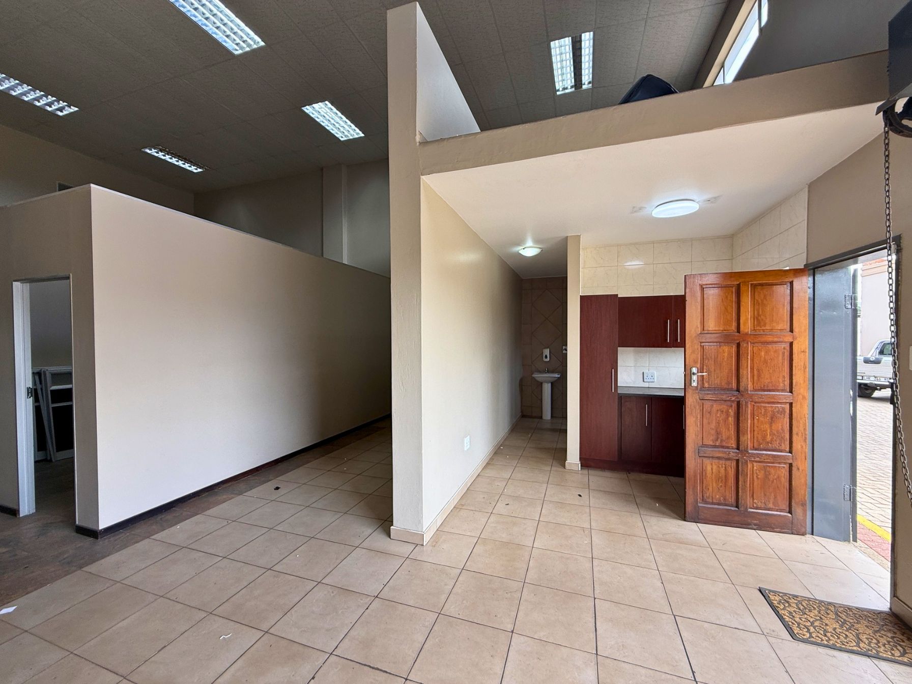 UNIT 34D – 48m² Professional Office for Rent in Witbank | Compact Business Suite
