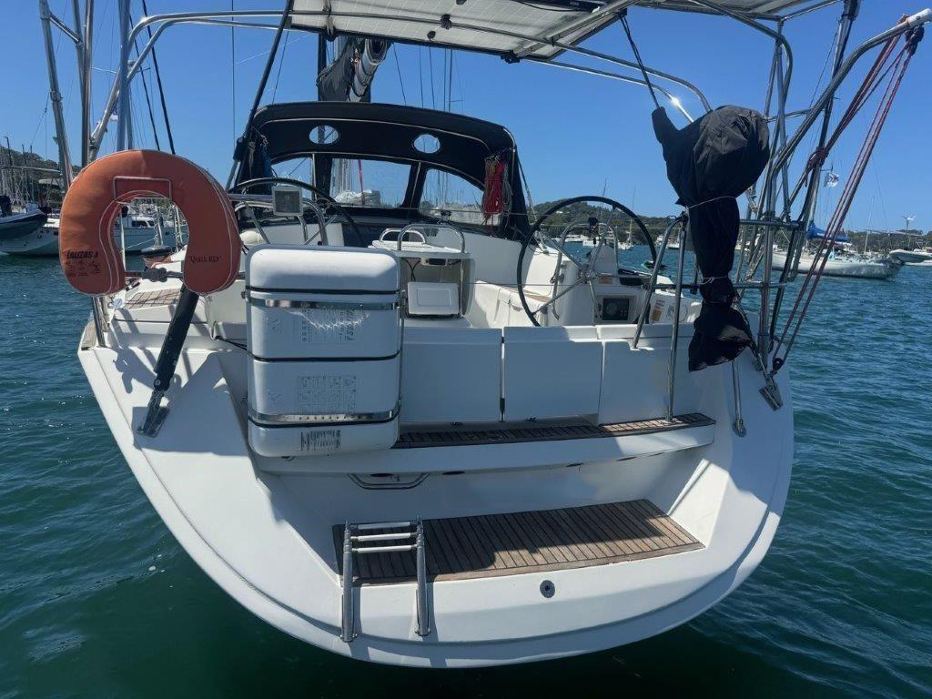 2011 Jeanneau Sun Odyssey 44i 