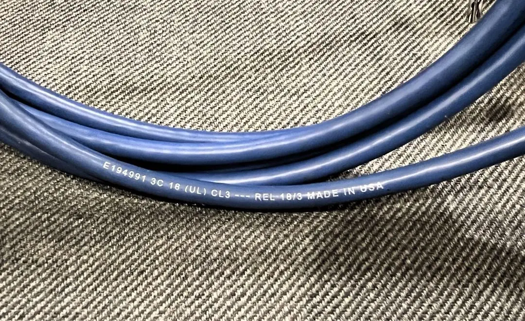 (SOLD) REL Acoustics Bassline Blue High-Level Subwoofer Cable - 3 meters