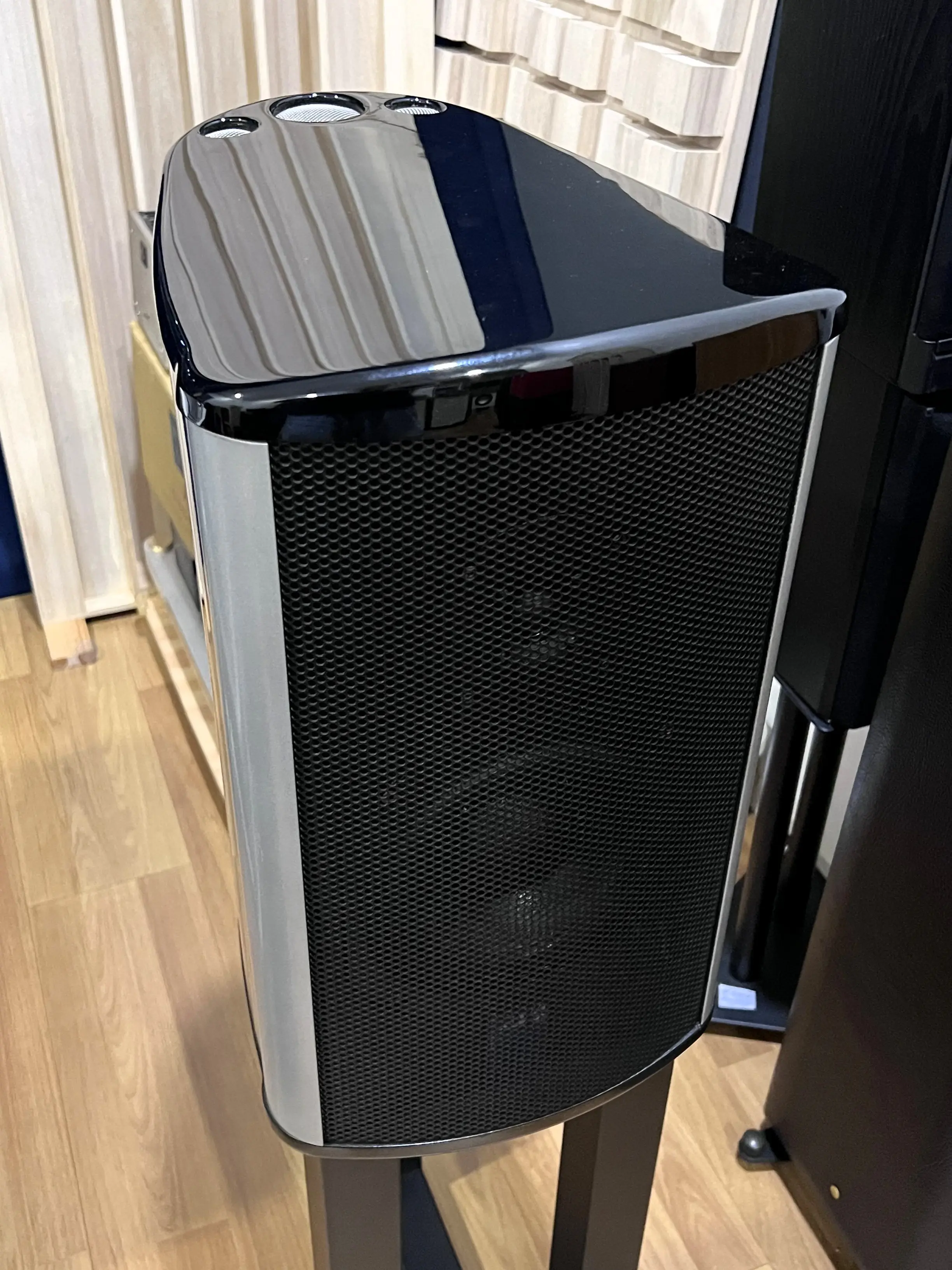 ATC SCM20-2 Active Monitors with Stand