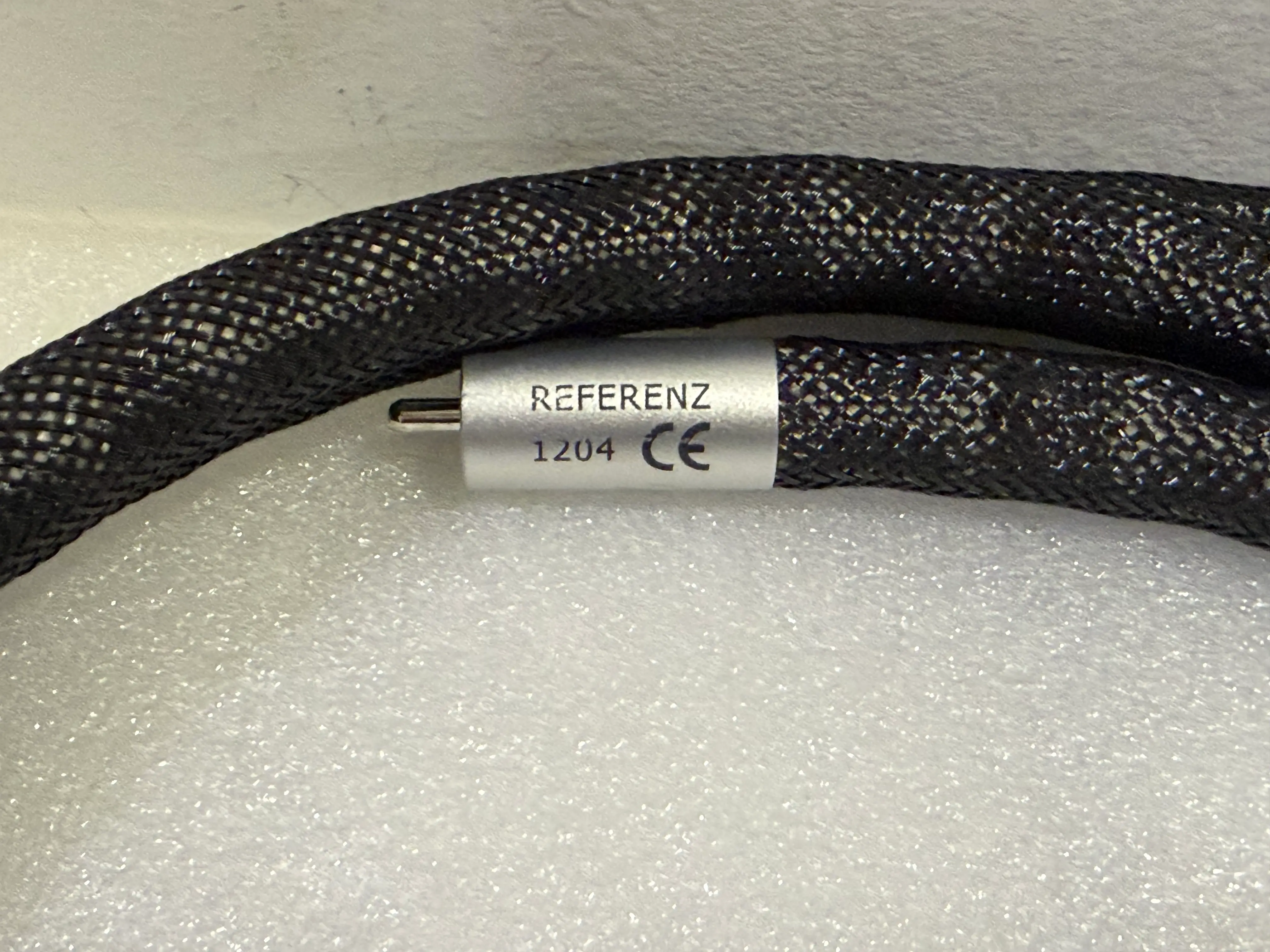 (SOLD) Inakustik Referenz NF-1204 AIR RCA Interconnect (1.0m Pair)