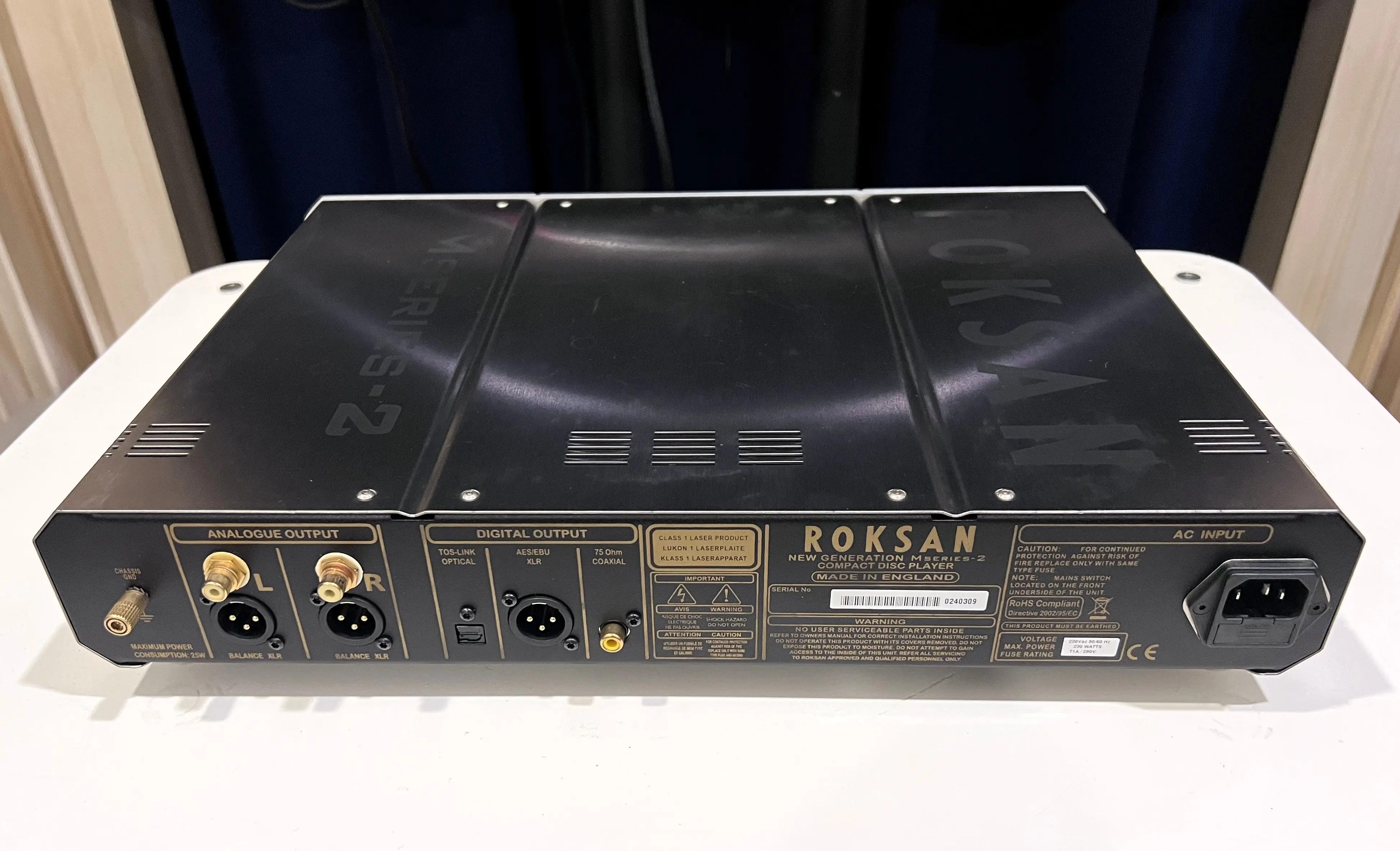 (SOLD) Roksan Caspian M2 CD Player – Award-Winning High-End Performance