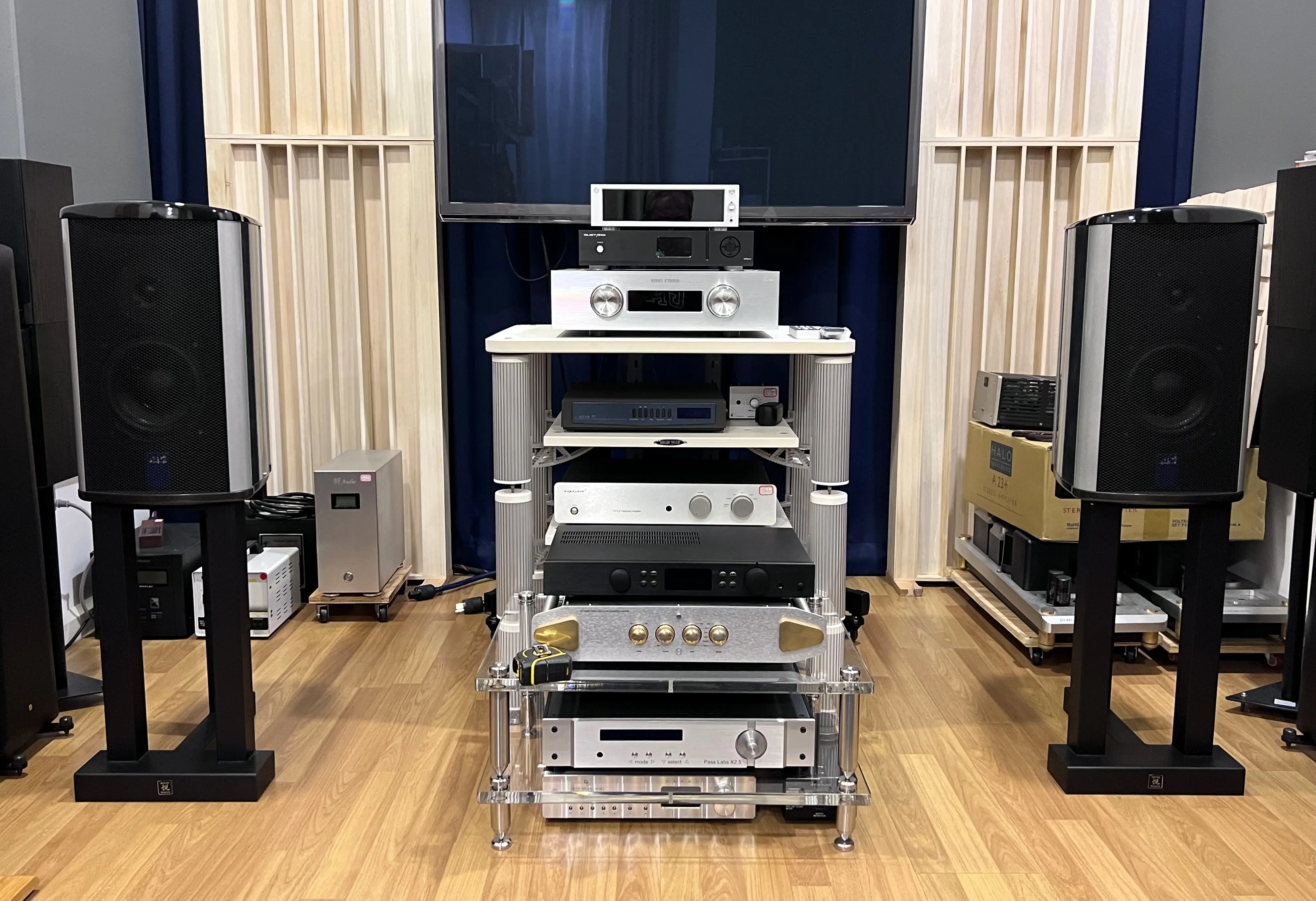 ATC SCM20-2 Active Monitors with Stand