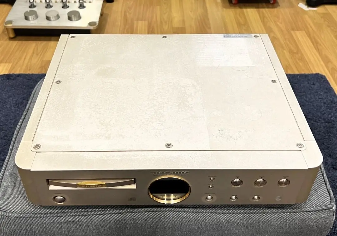 Marantz SA-14 SACD Player – High-End Audiophile CD Player