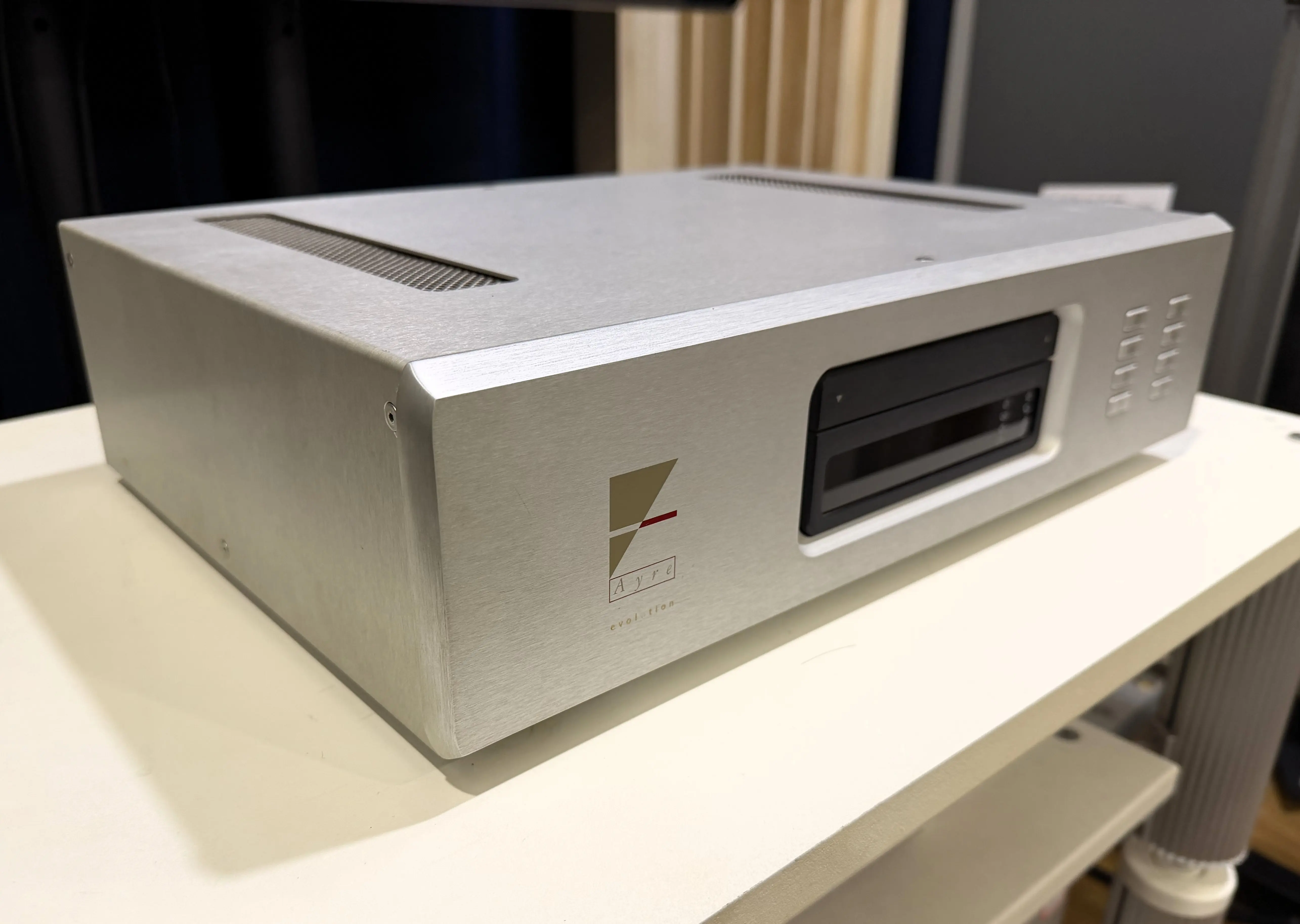 Ayre AX-7e Integrated Amplifier