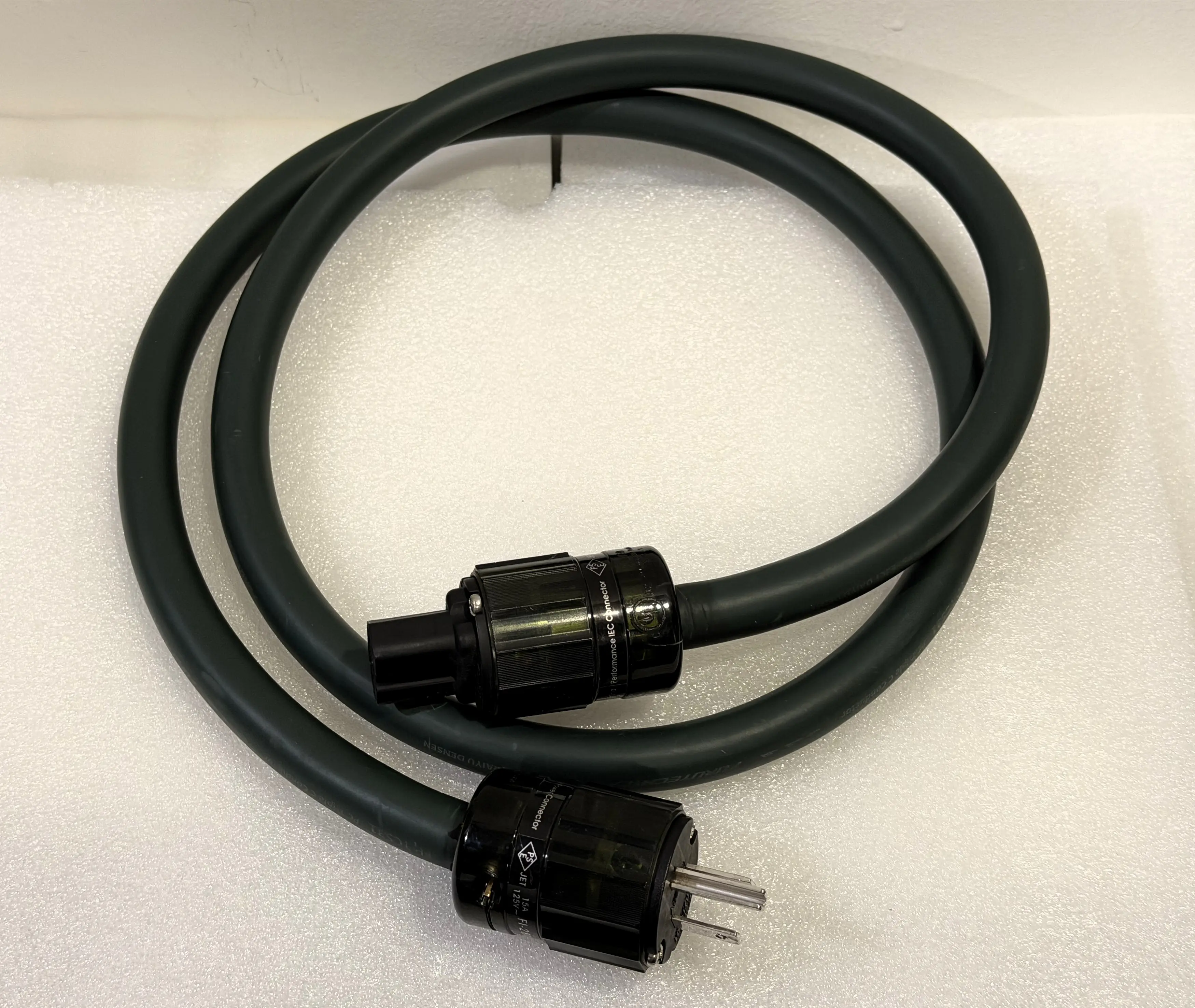 Furutech FP-TCS31 PC-Triple C Power Cord (terminated with FI-28 Rhodium)