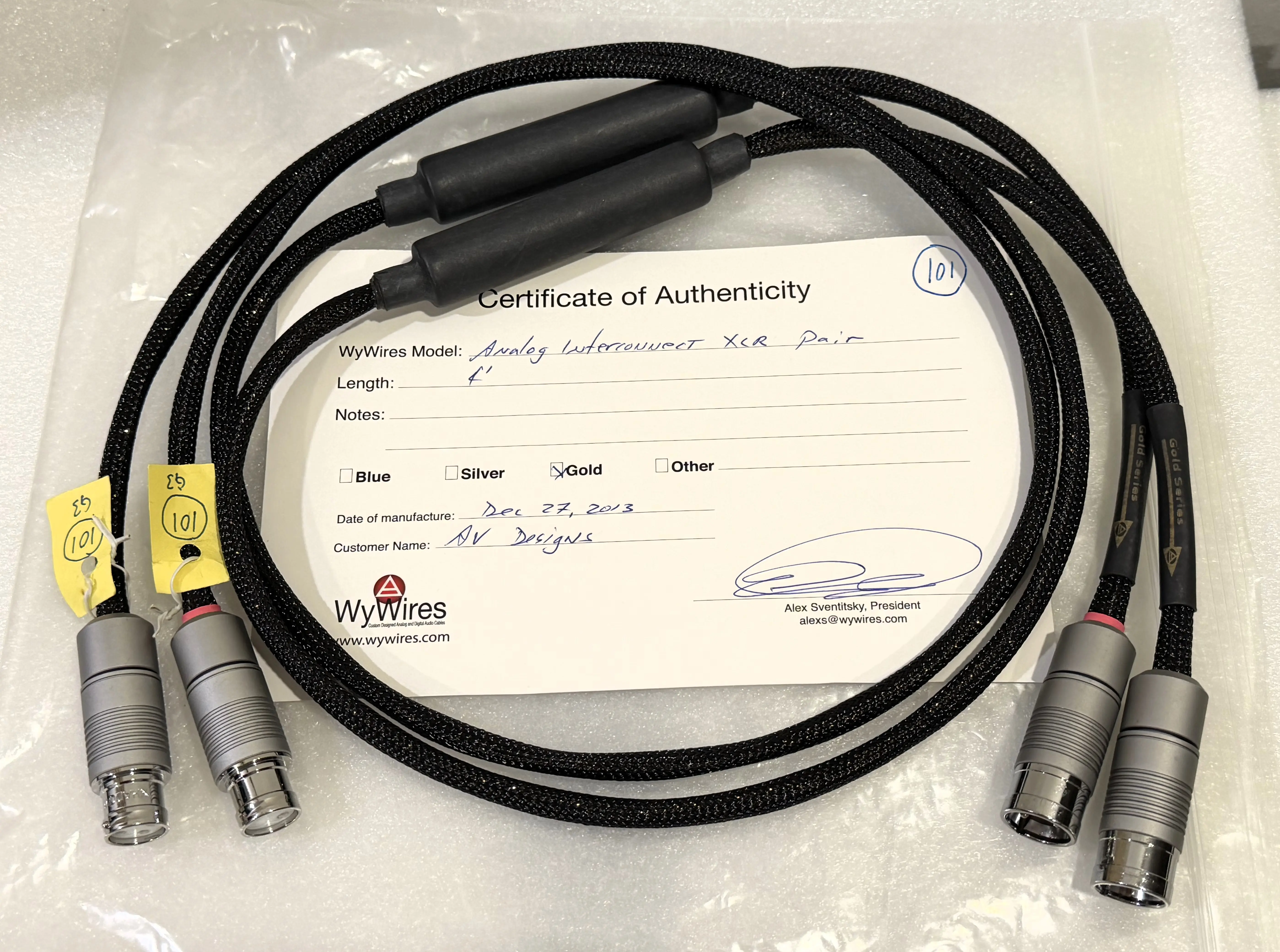 (SOLD) WyWires Gold Series Analog Interconnect – XLR (Balanced) Pair