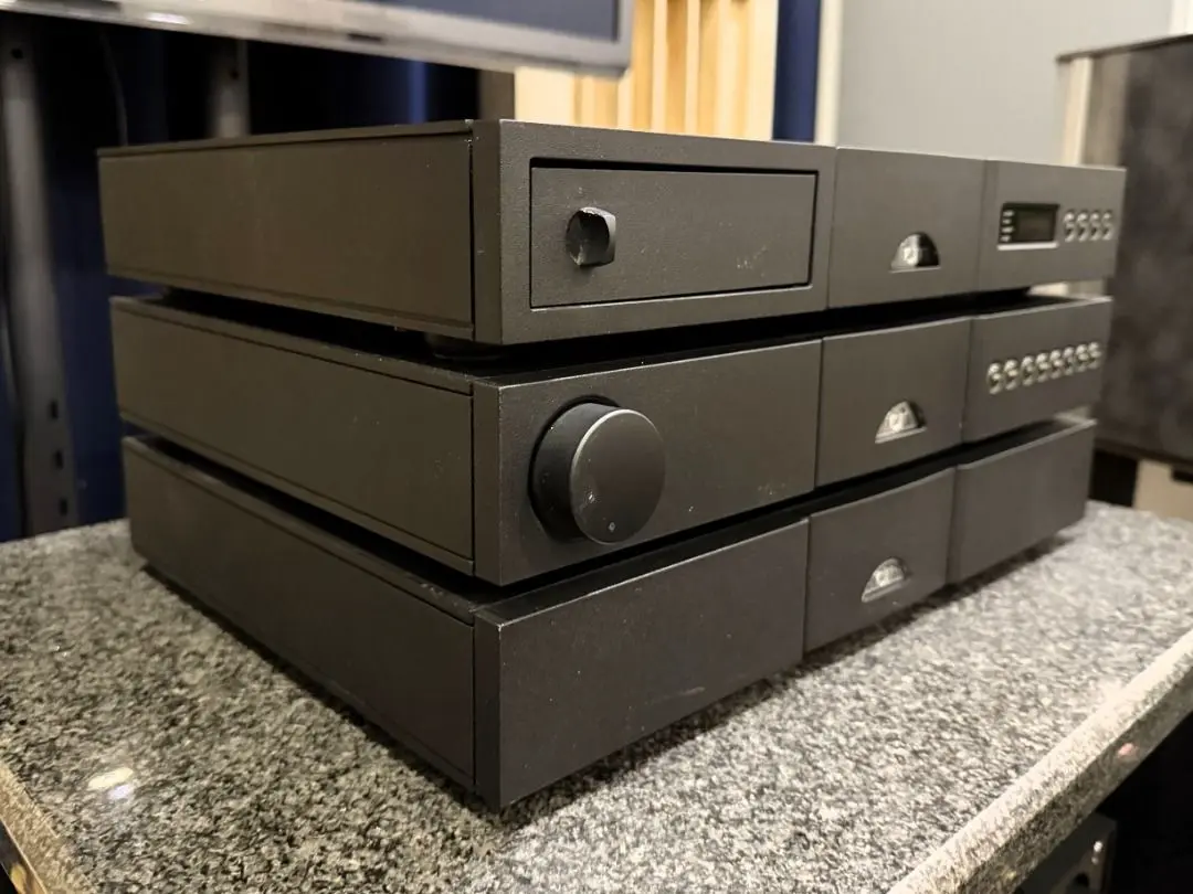 Classic Naim Audio Trio – CD5i Mk2, NAC 112 & NAP 150