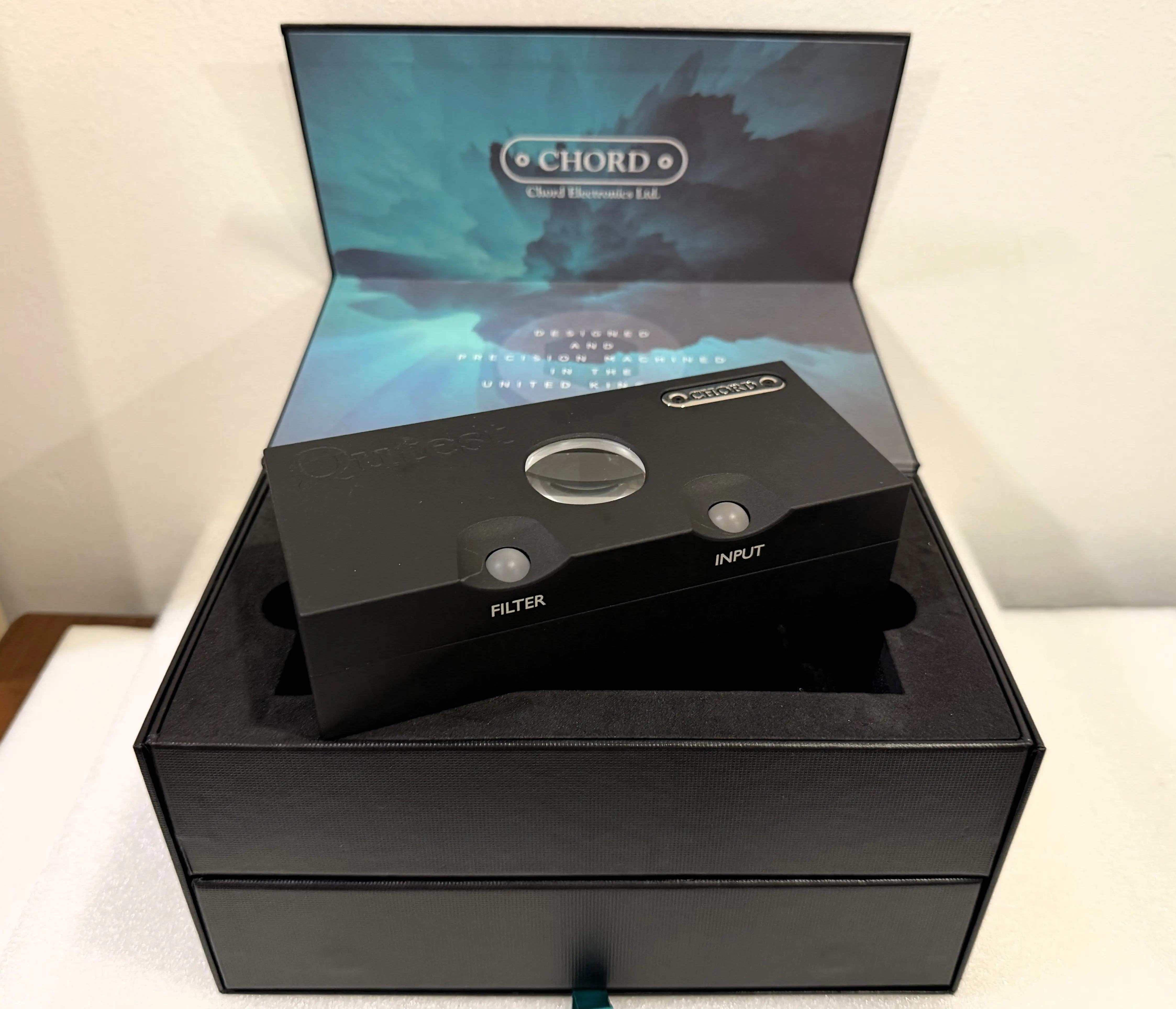 (SOLD) Chord Electronics Qutest Reference DAC