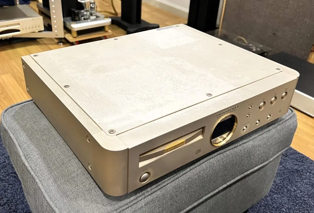 Marantz SA-14 SACD Player – High-End Audiophile CD Player
