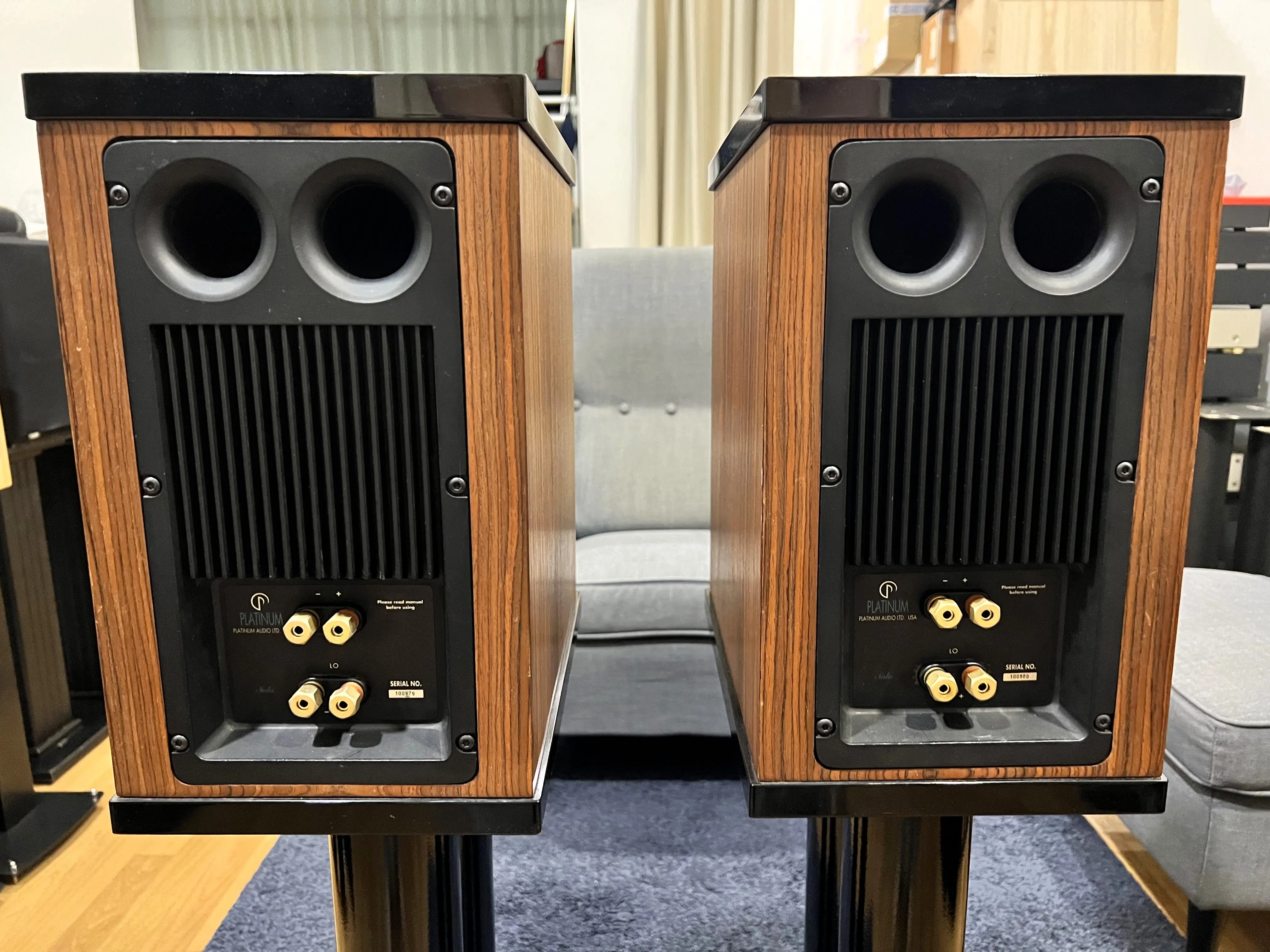 Platinum Audio Solo Bookshelf Speaker with Ori Stand