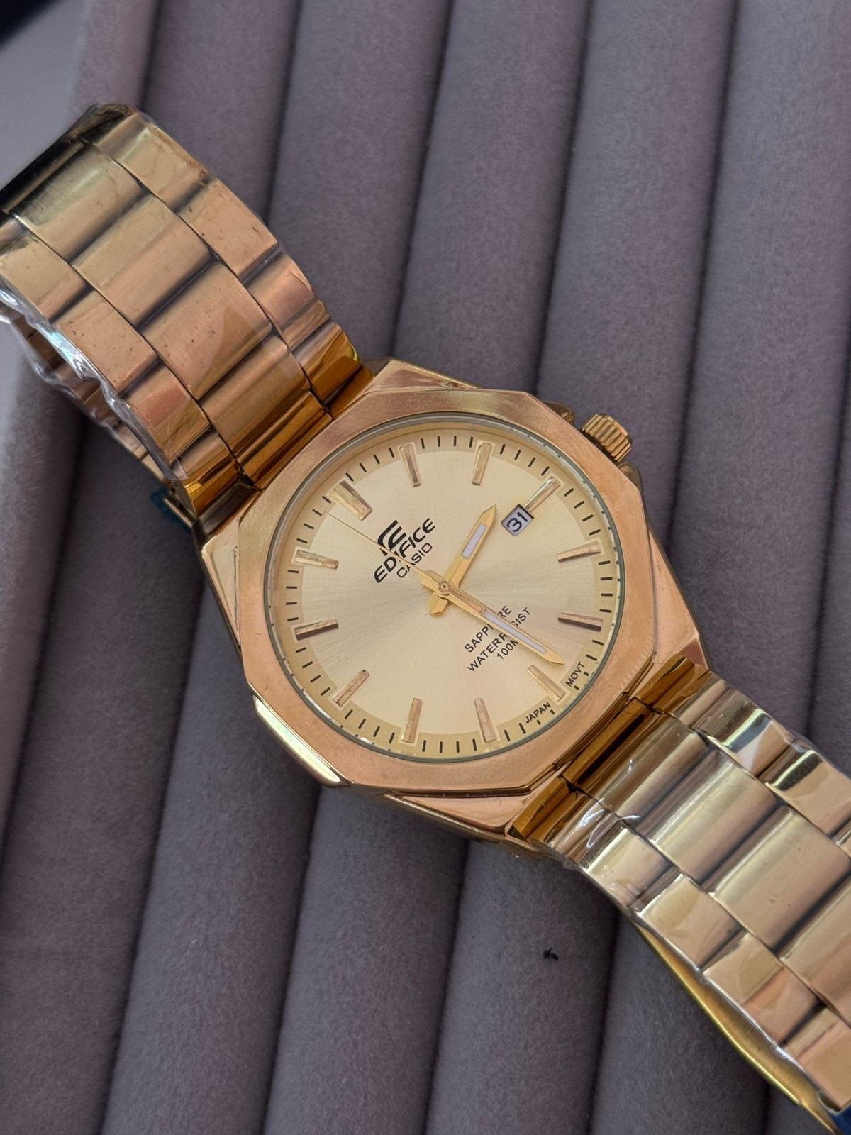 Relógio Casio Redondo Dourado